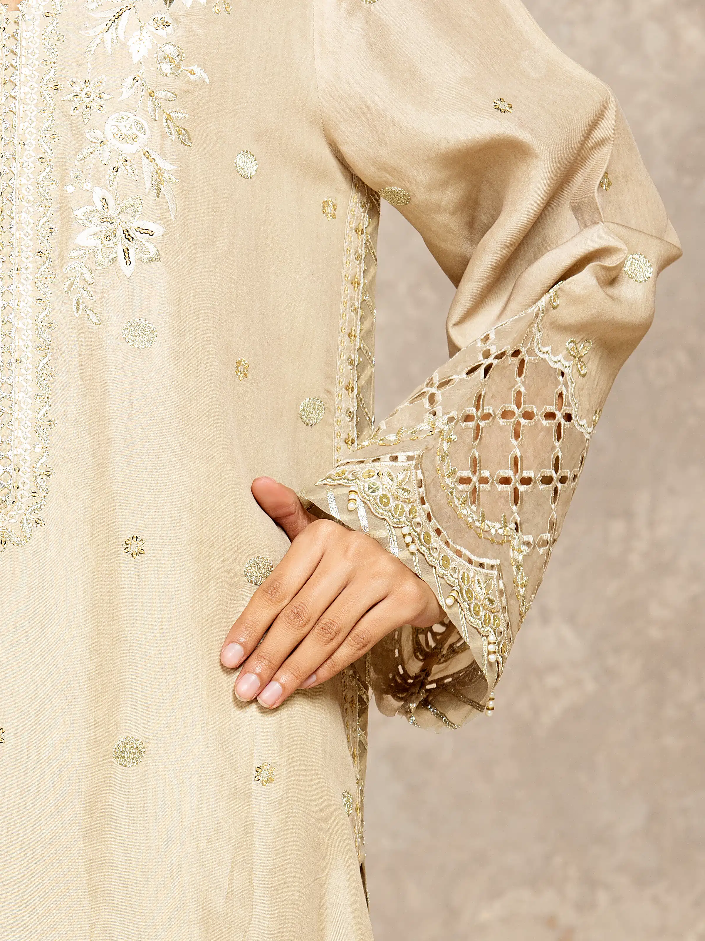 Unstitched Embroidered Viscose Suit - EWU5V19-32046-3P - Image 3