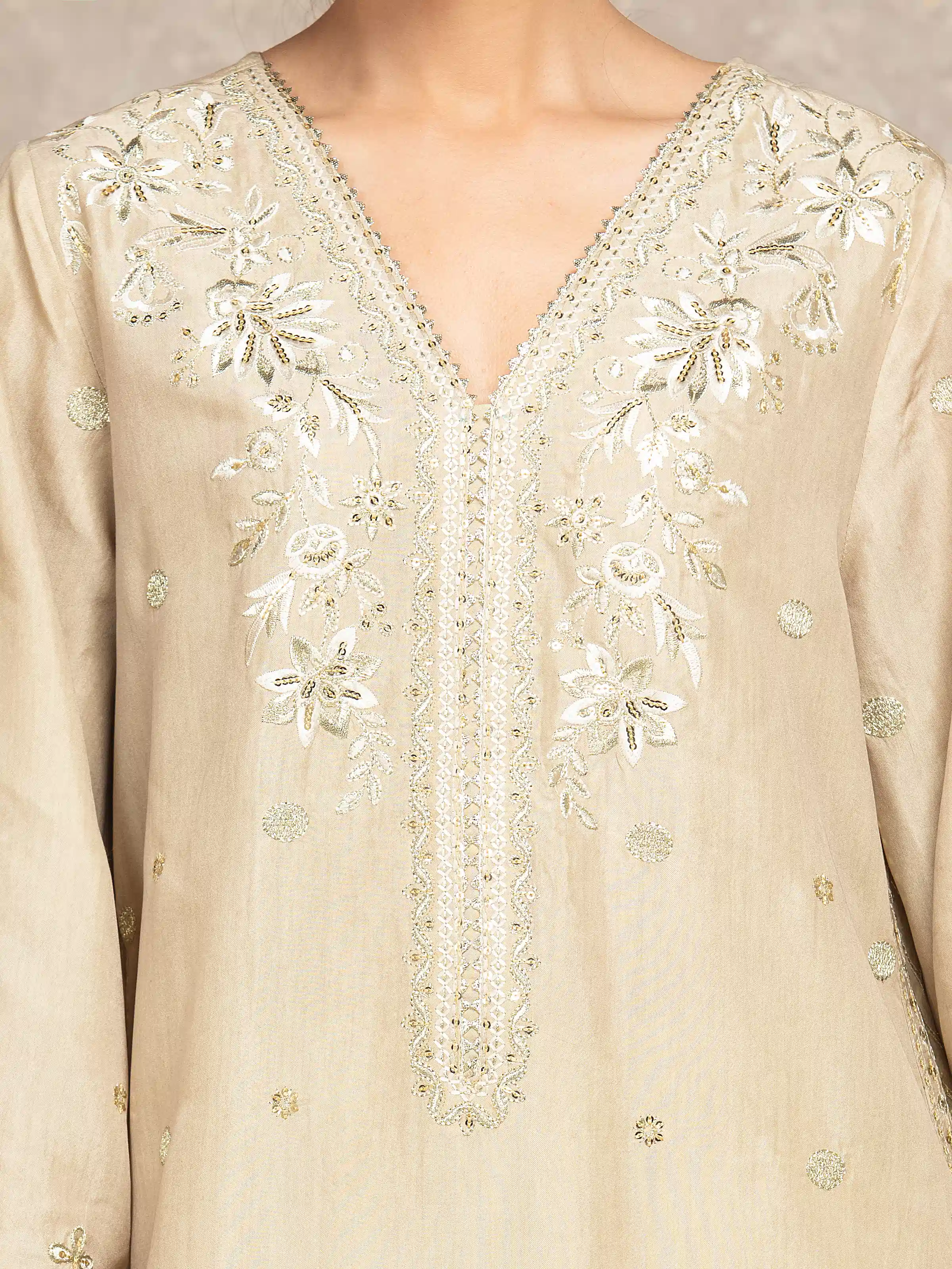 Unstitched Embroidered Viscose Suit - EWU5V19-32046-3P - Image 4