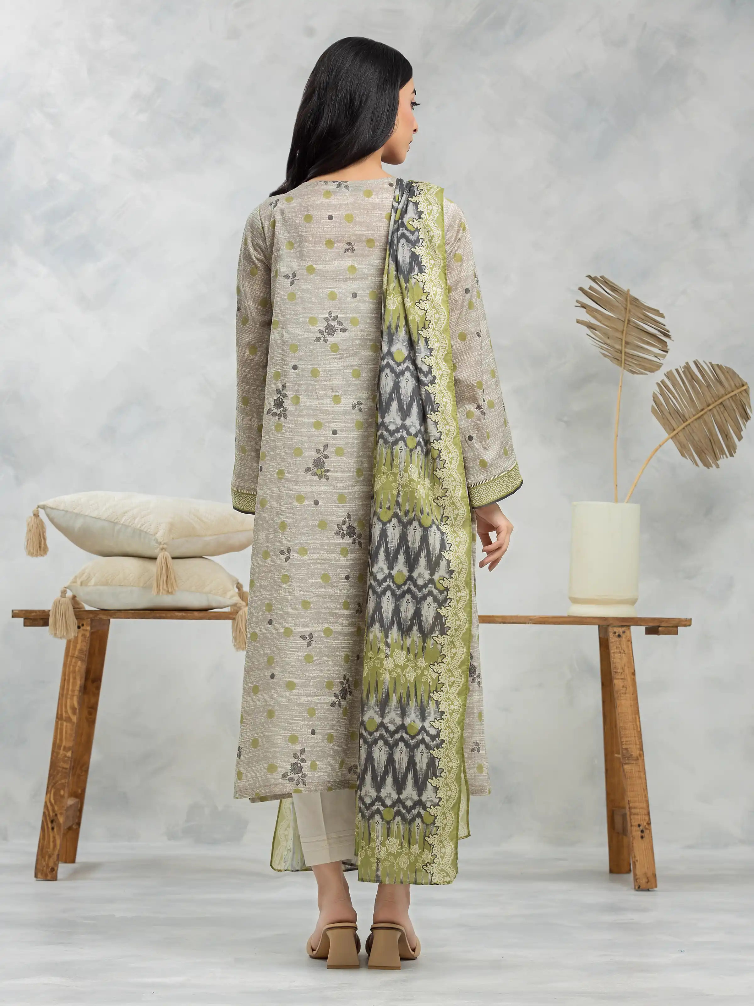 Unstitched Printed Khaddar Suit - EWU24A3-28153-3P - Image 2