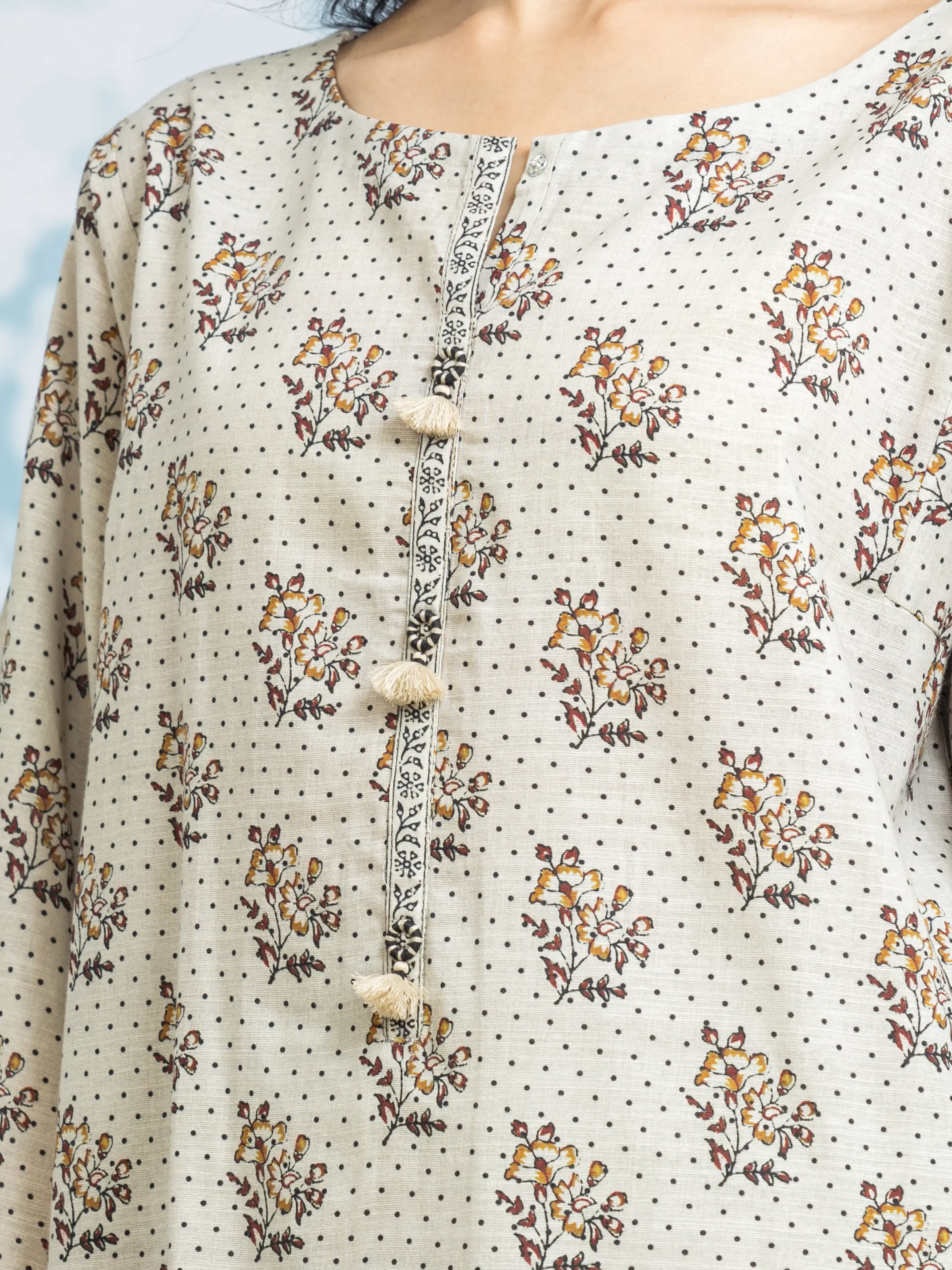 Unstitched Printed Khaddar Suit - EWU24A3-29314-3P - Image 3