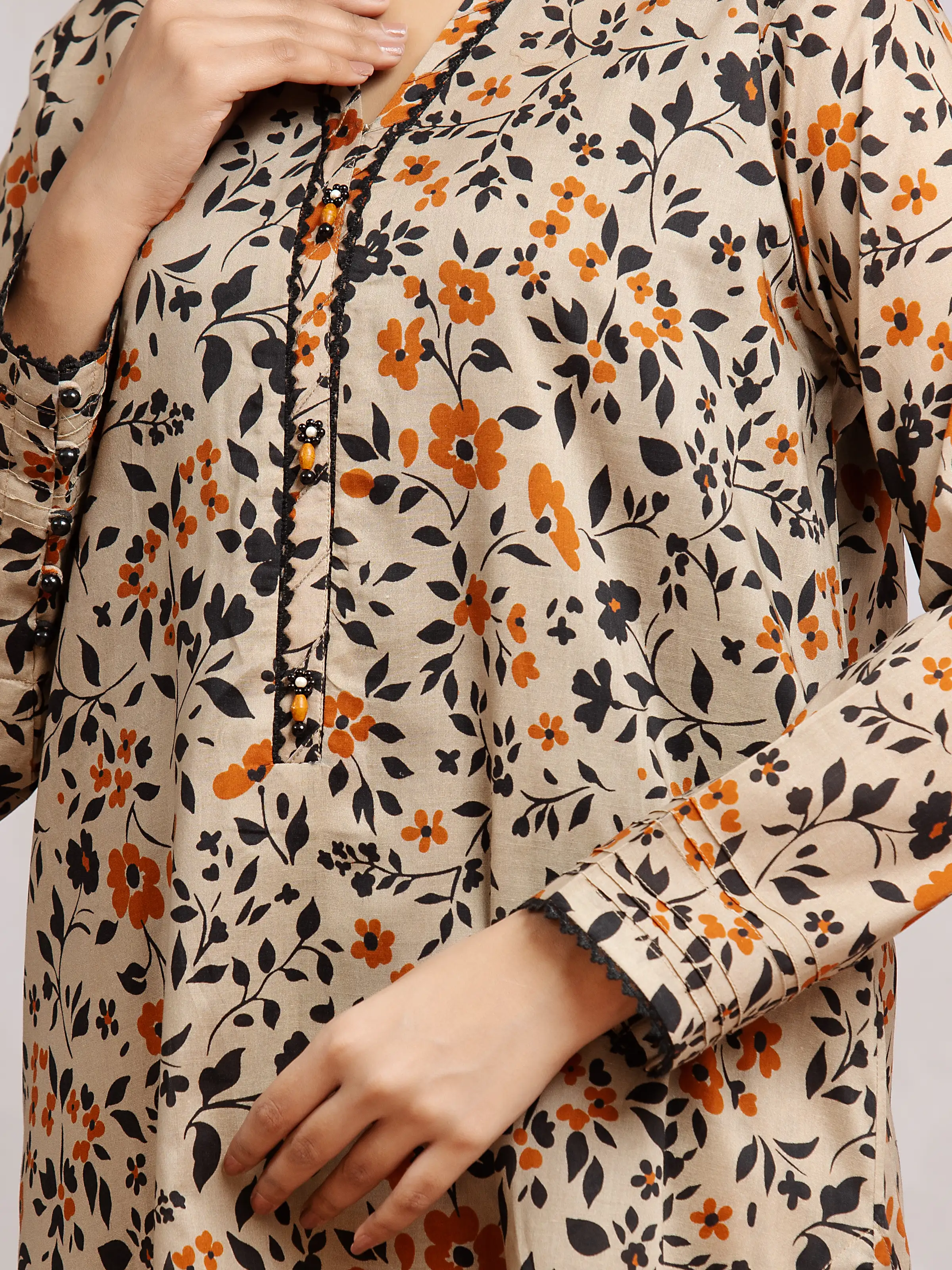Unstitched Printed Khaddar Suit - EWU24A3-29807-3P - Image 4