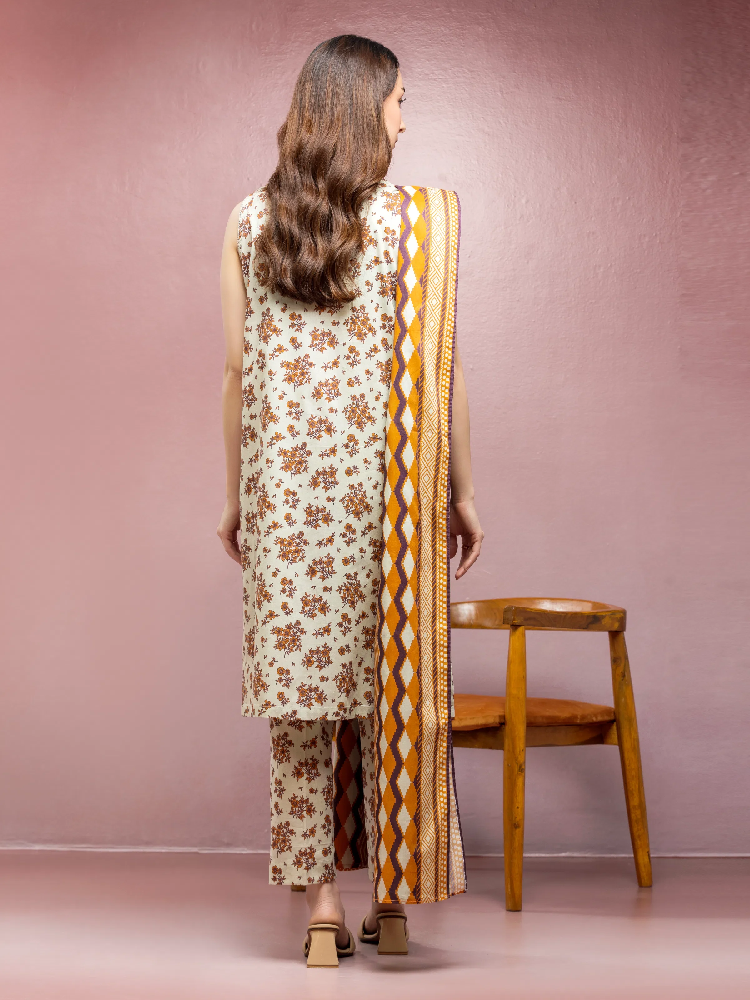 Unstitched Printed Lawn Shirt Dupatta - EWU5A1-35096SD - Image 4