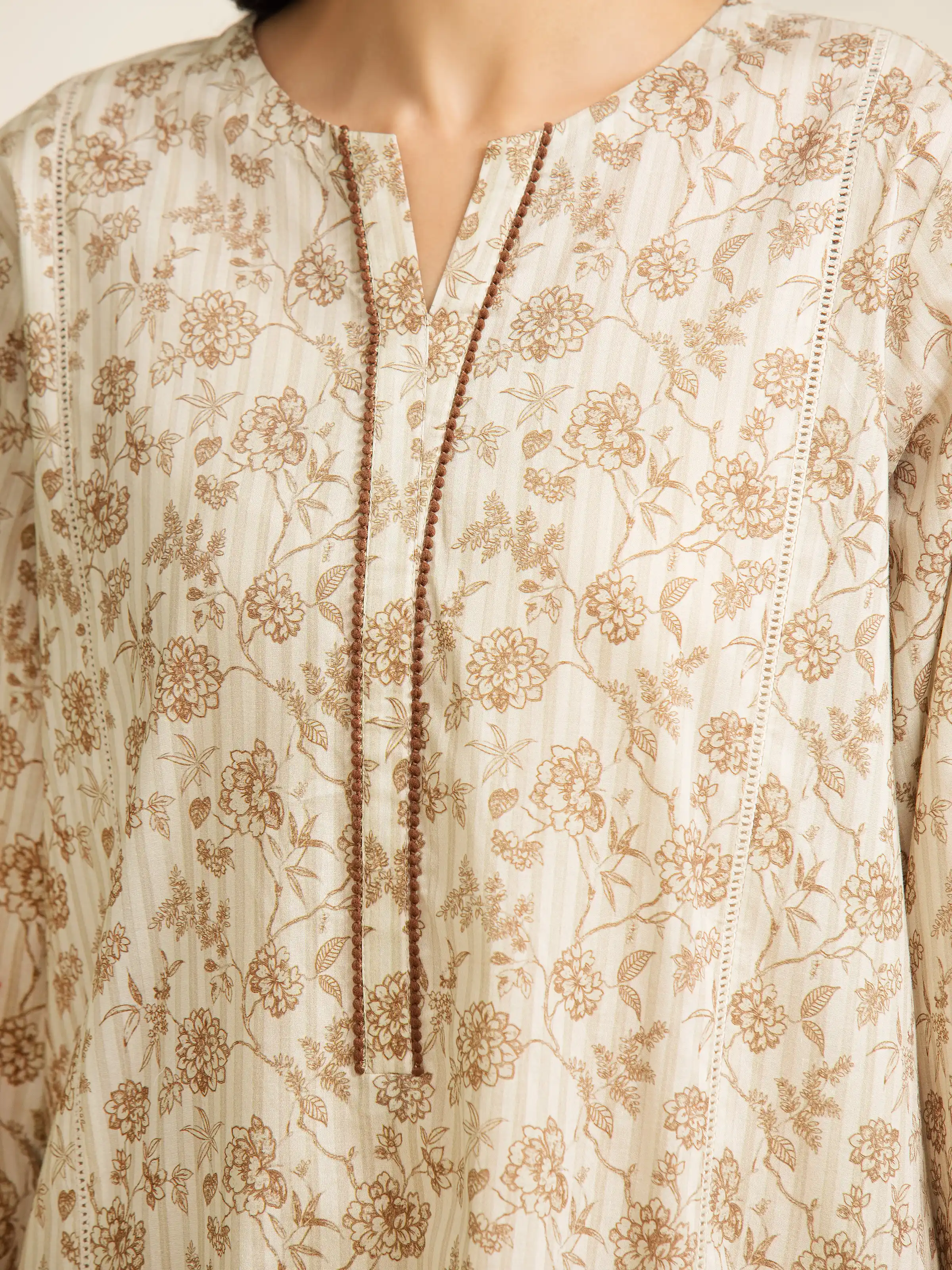 Unstitched Printed Lawn Shirt Trouser - EWU5A1-35098ST - Image 4