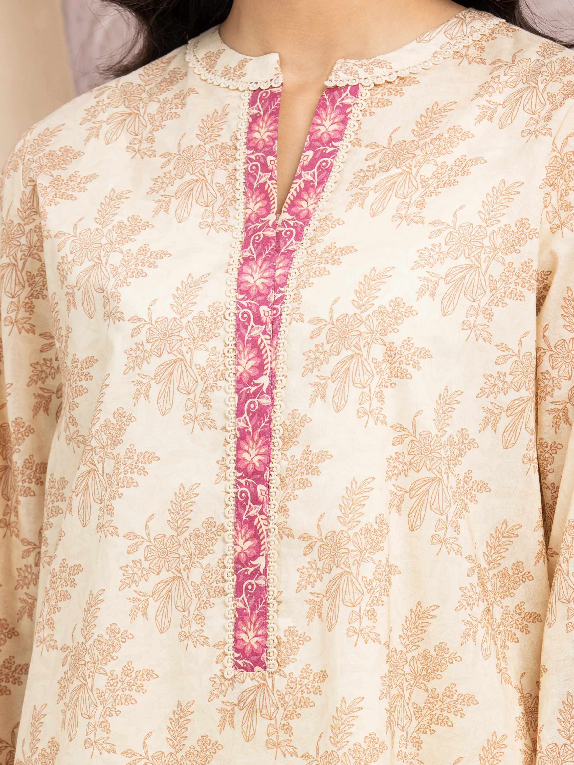 Unstitched Printed Lawn Suit - EWU5A1-35025-3P - Image 5