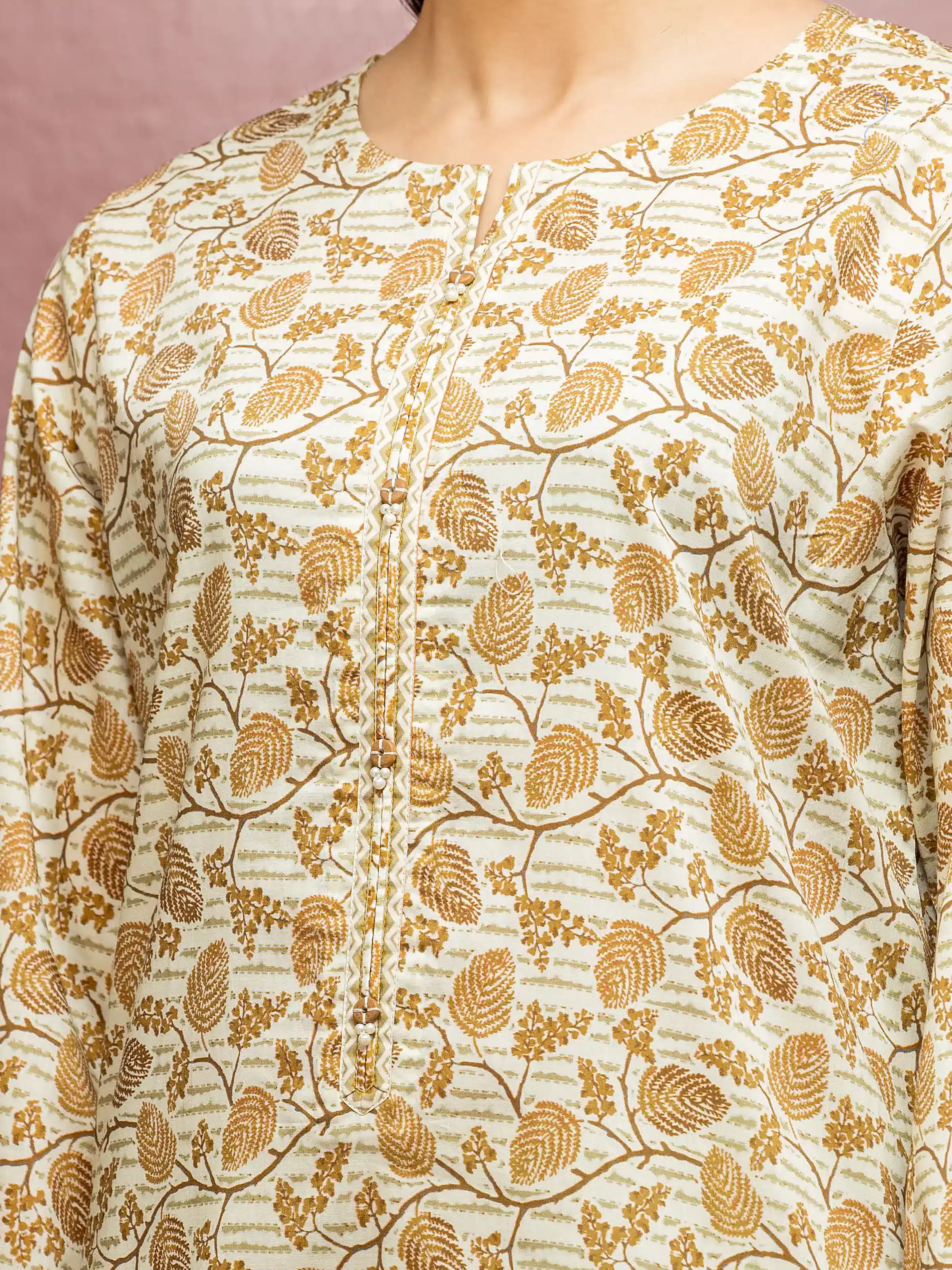 Unstitched Printed Lawn Suit - EWU5A1-35113-3P - Image 5