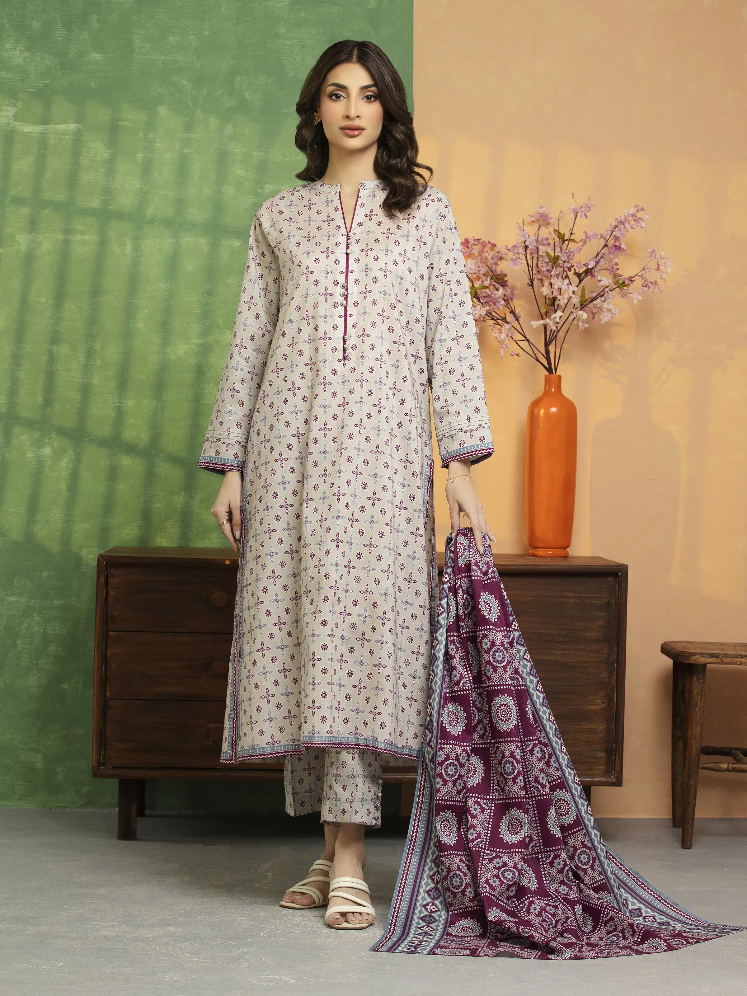 Unstitched Printed Lawn Suit - EWU5A1-35245-3P