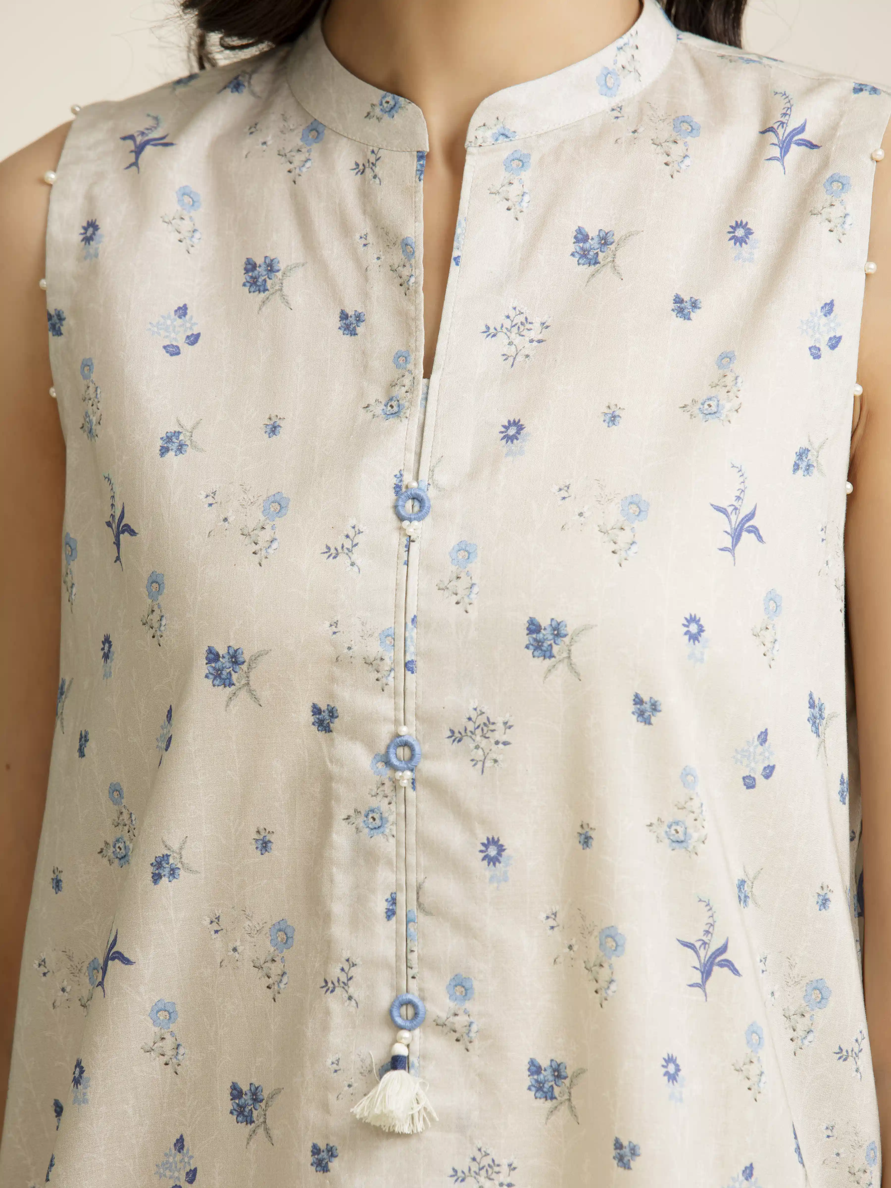 Unstitched Printed Lawn Suit - EWU5A1-35161-3P - Image 3