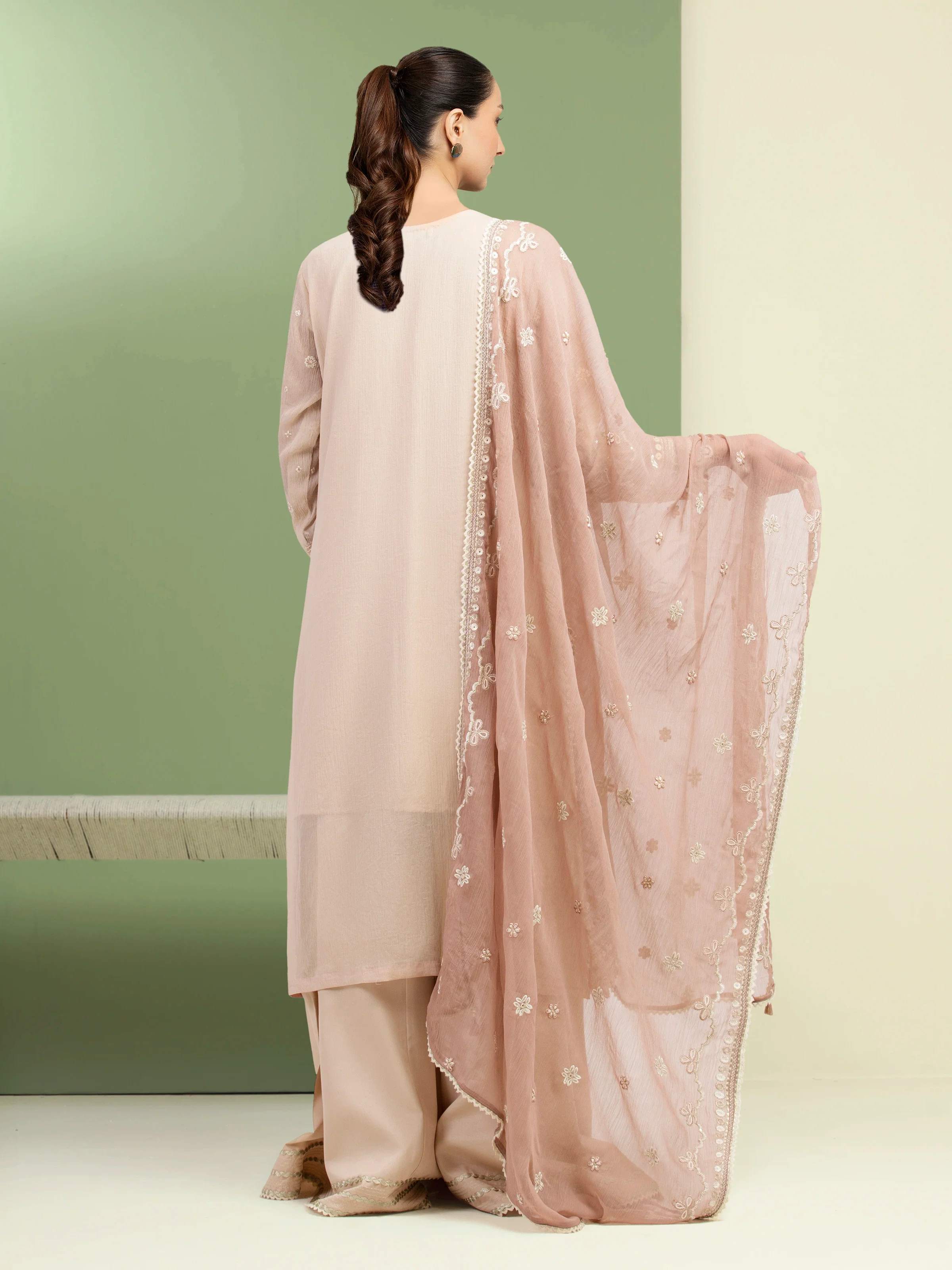 Unstitched Embroidered Chiffon Suit - EWU5V5-31305-3P - Image 4