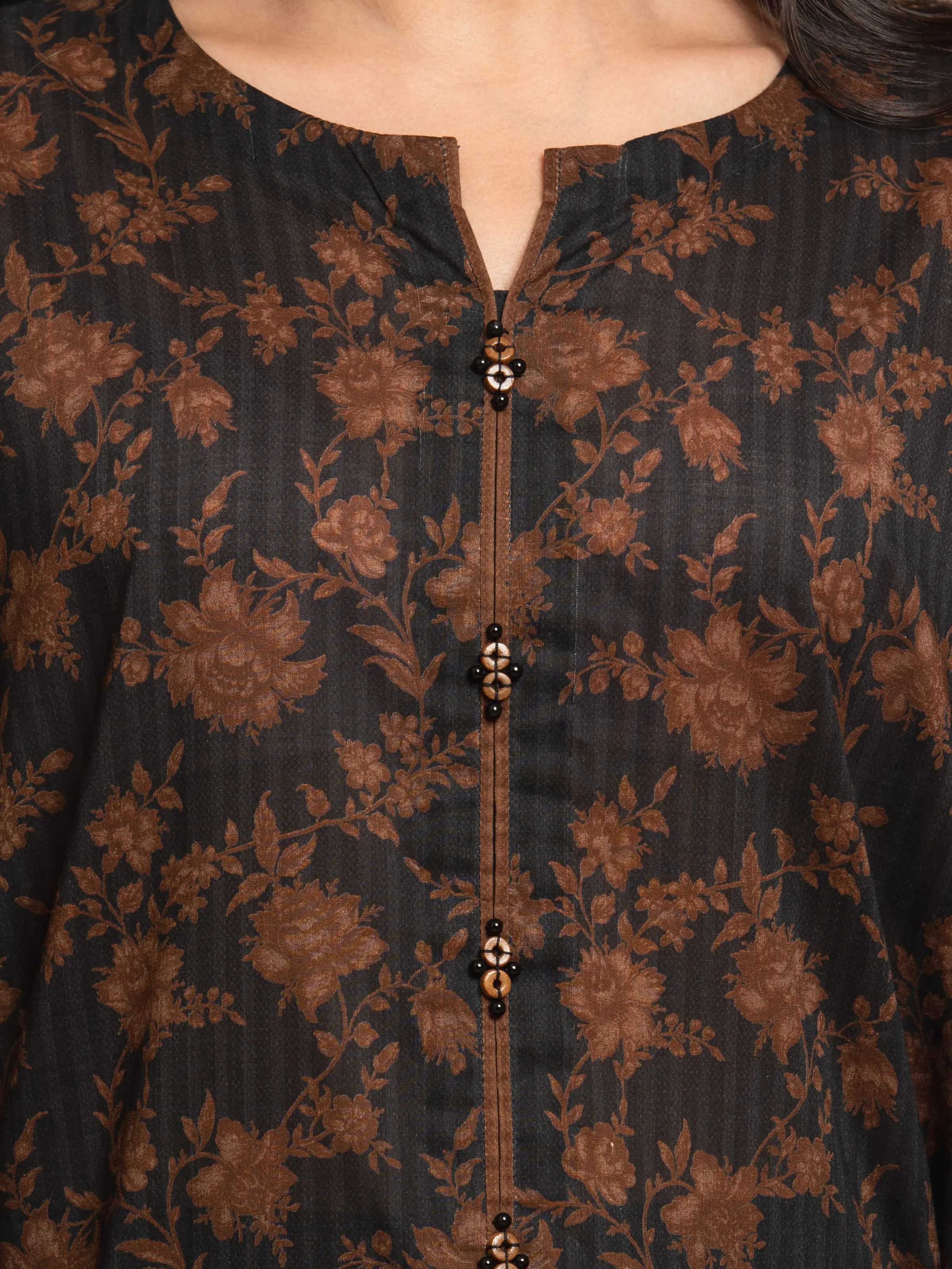 Unstitched Printed Khaddar Suit - EWU24A3-29502-3P - Image 3