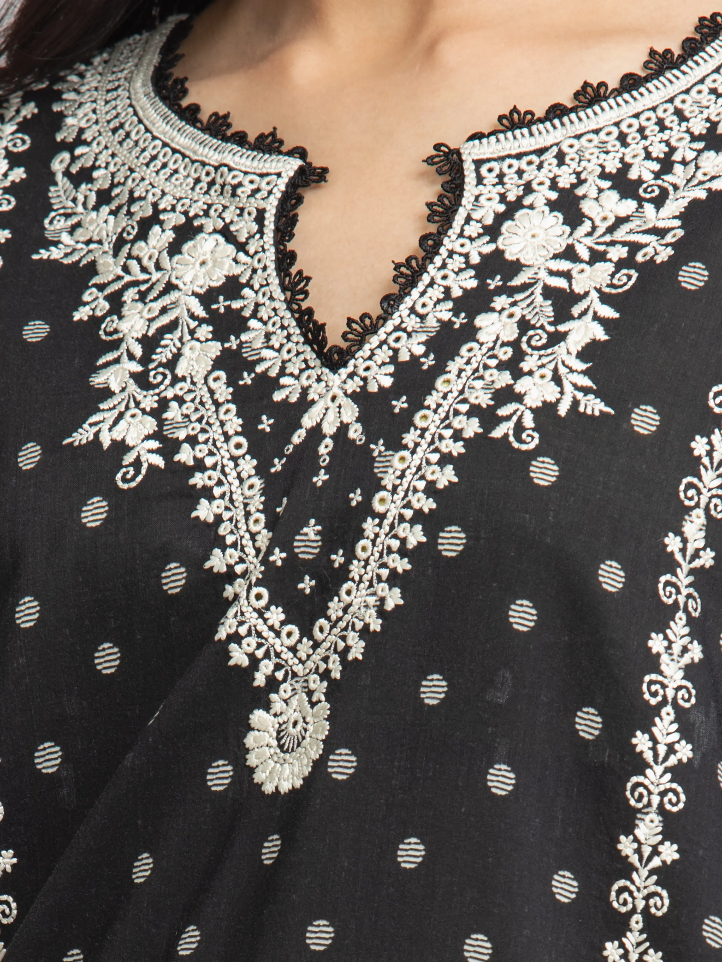 Unstitched Embroidered Cambric Suit - EWU24V2-30028-3P - Image 3
