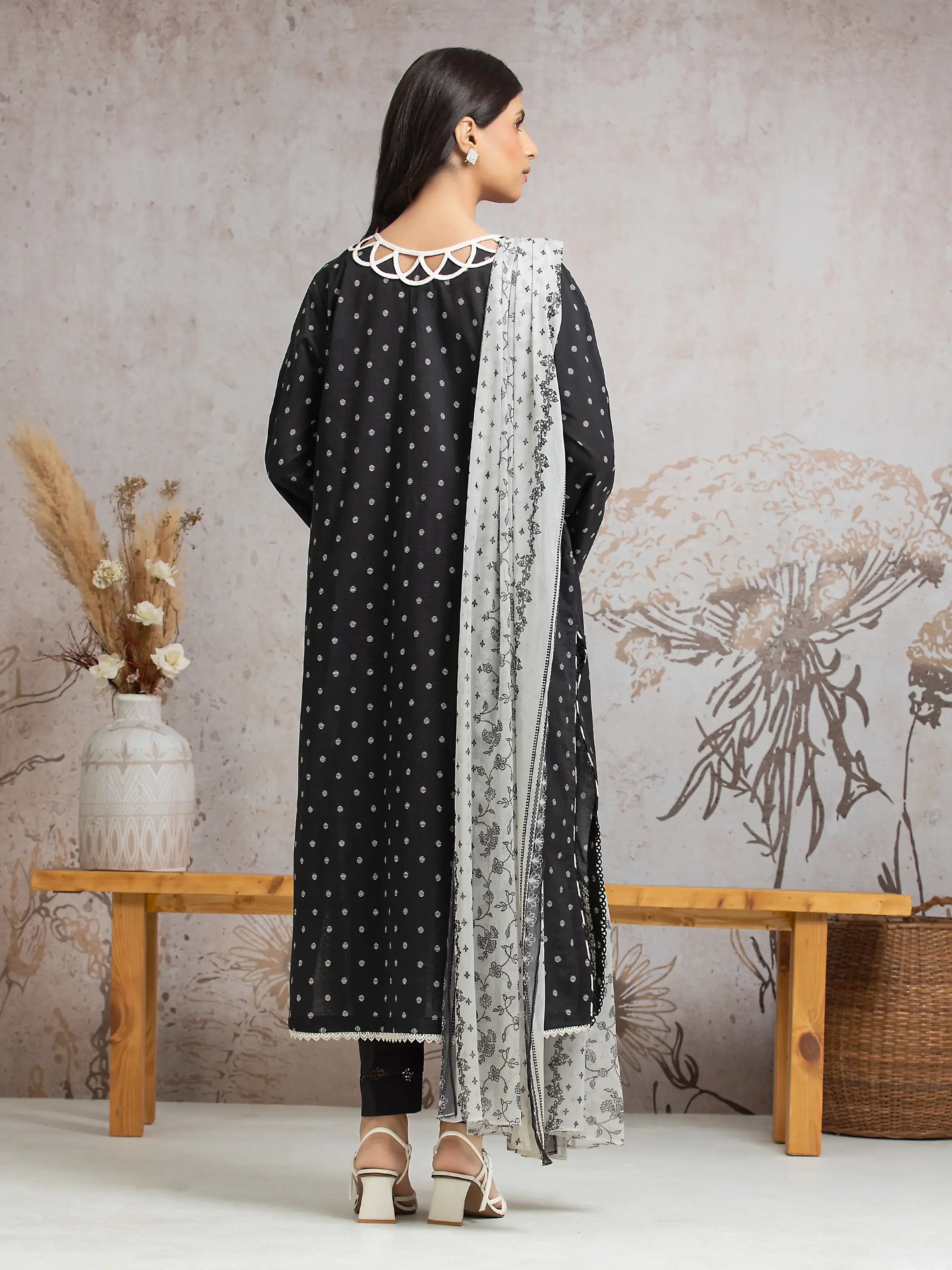 Unstitched Embroidered Cambric Suit - EWU24V2-30028-3P - Image 4