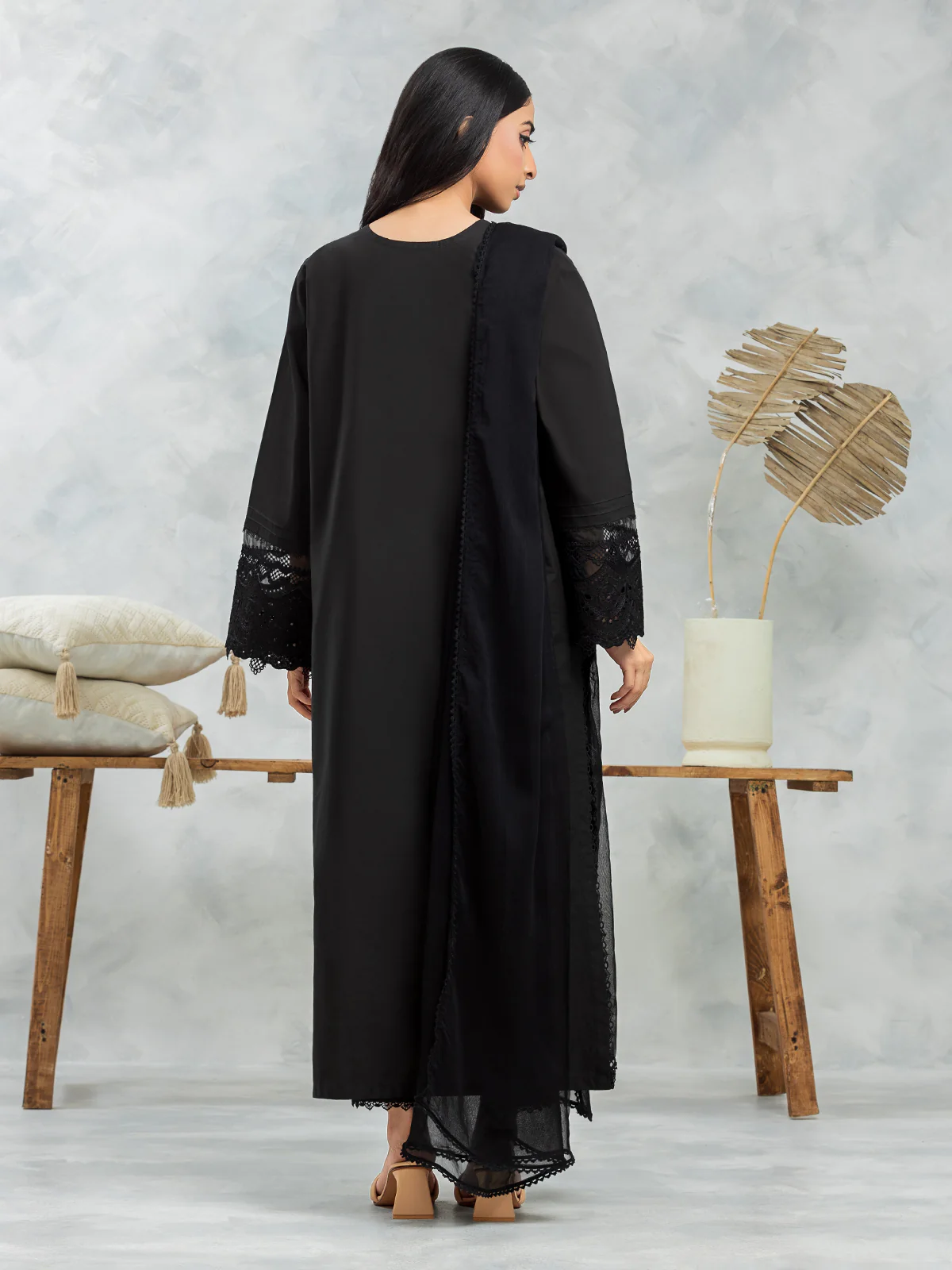 Unstitched Embroidered Cambric Suit - EWU24V2-30157-3P - Image 4