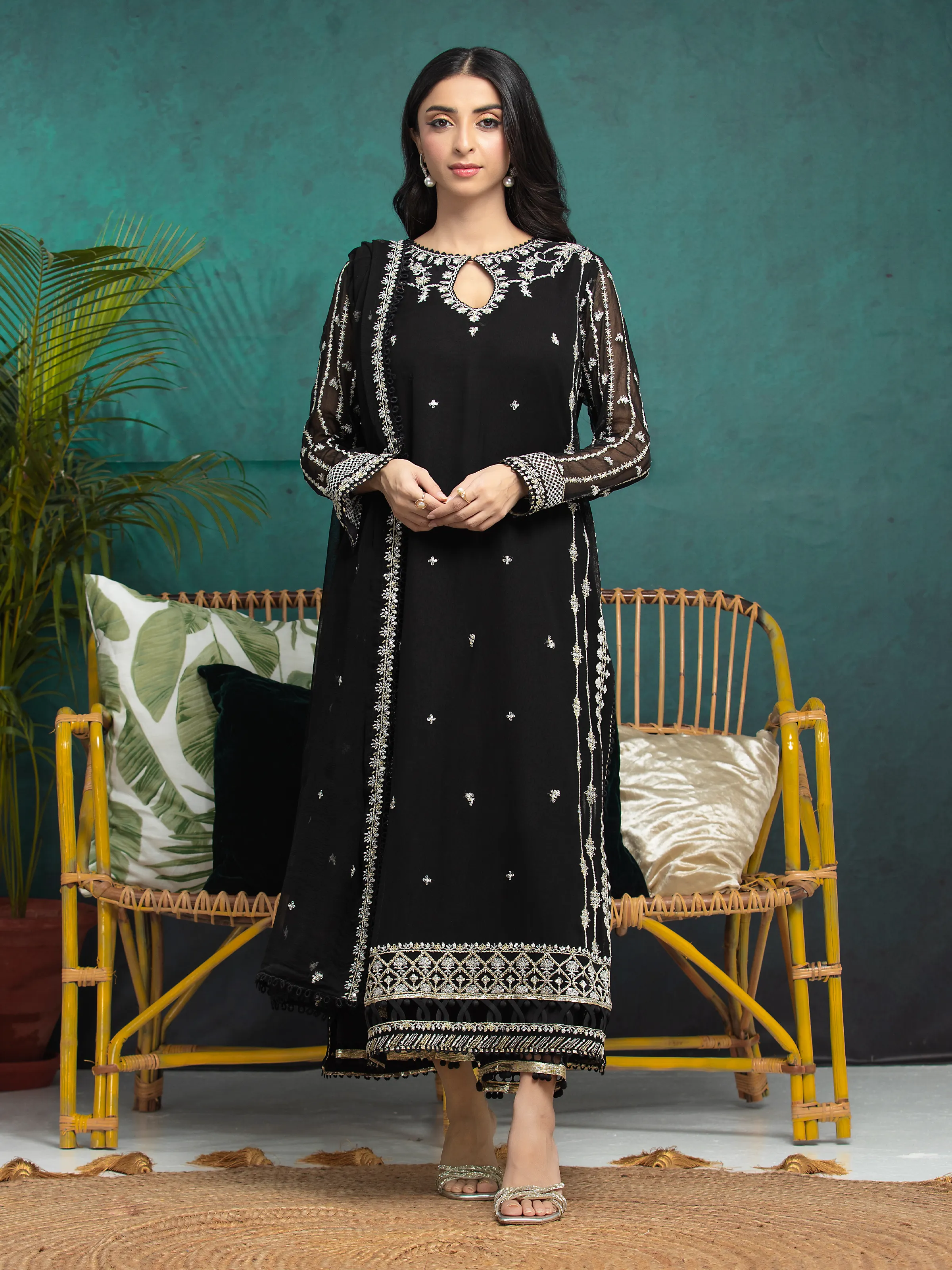 Unstitched Embroidered Chiffon Suit - EWU24V5-30326-3P