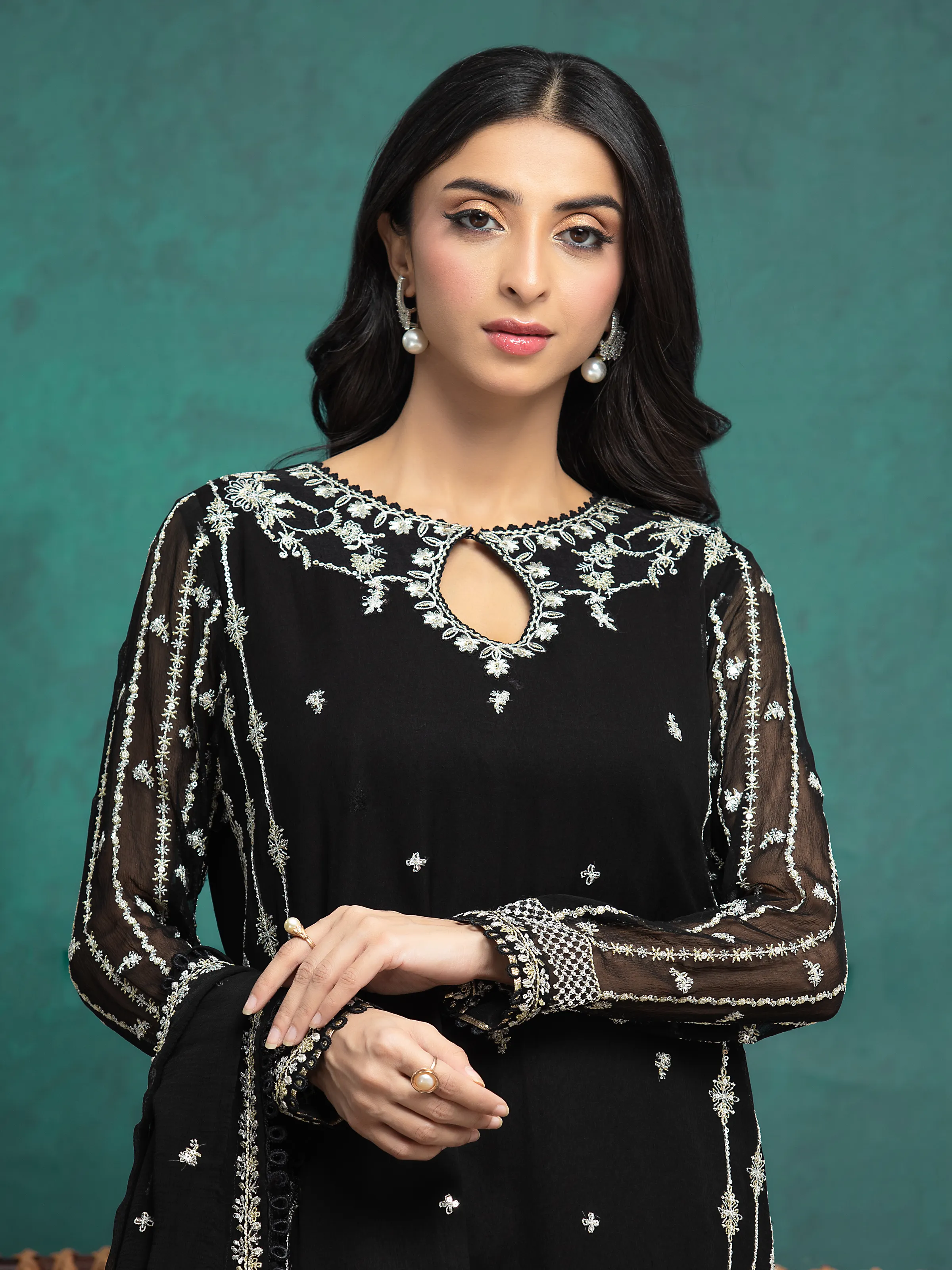 Unstitched Embroidered Chiffon Suit - EWU24V5-30326-3P - Image 3