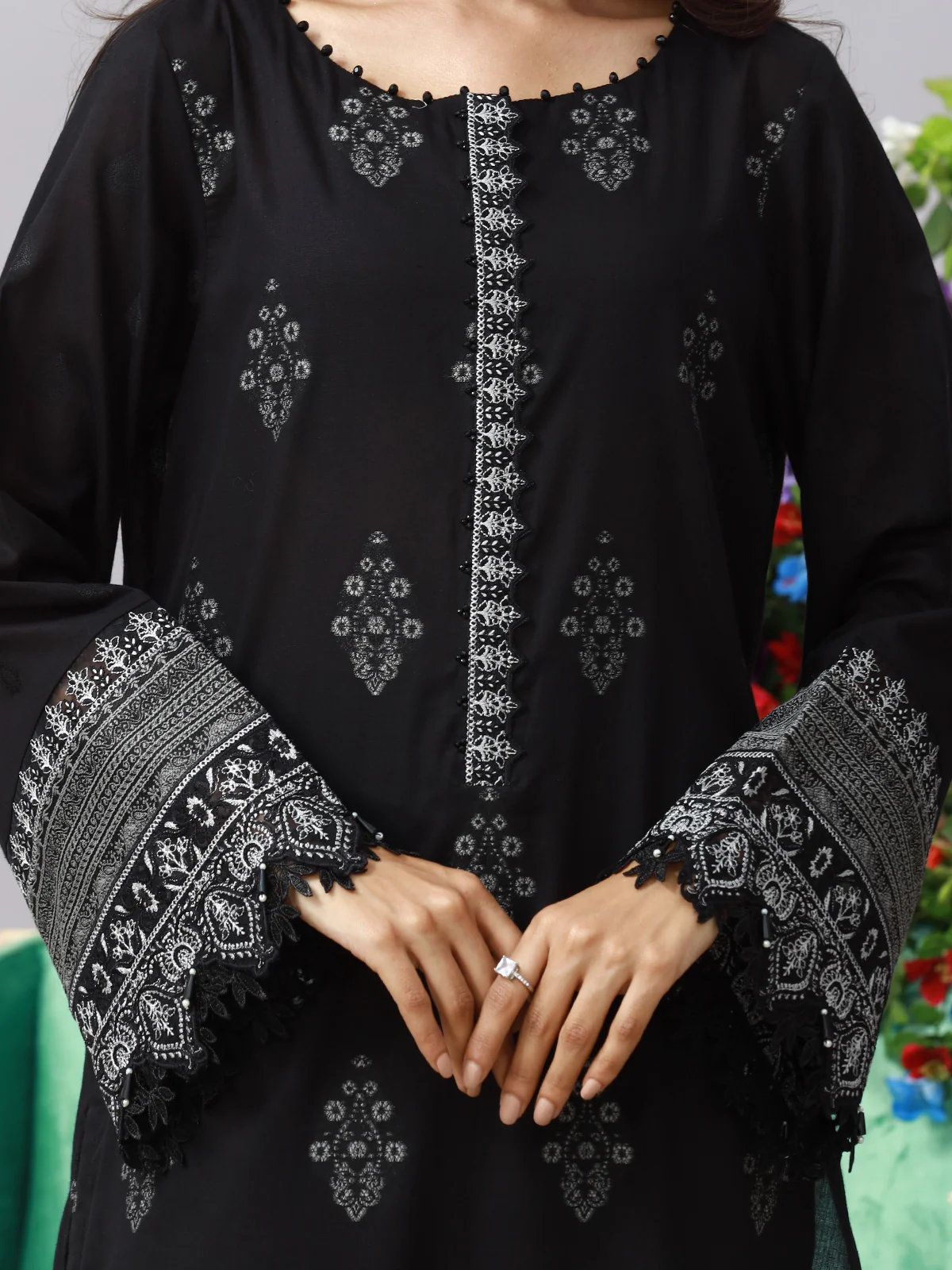 Unstitched Embroidered Jacquard Suit - EWU24V3-26750-3P - Image 3