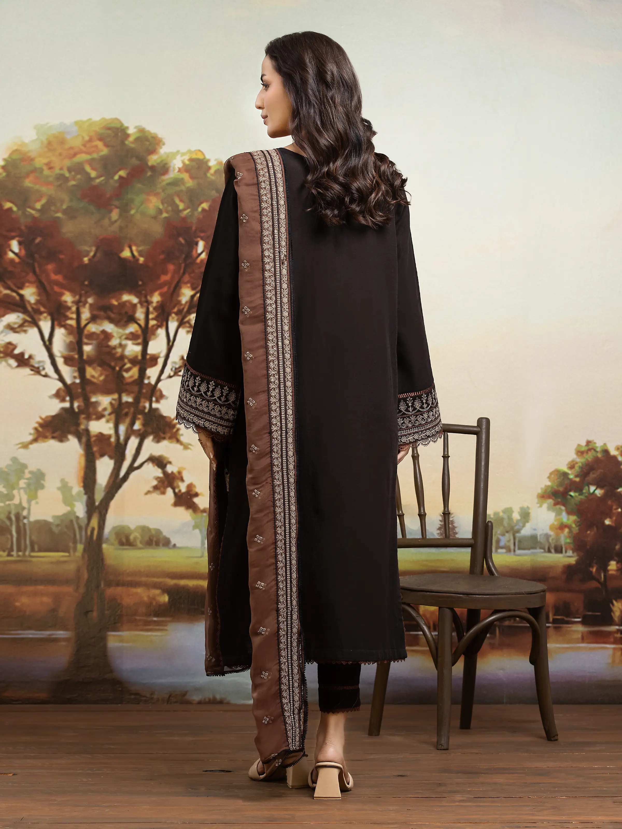 Unstitched Embroidered Khaddar Suit - EWU24V12-30207-3P - Image 2