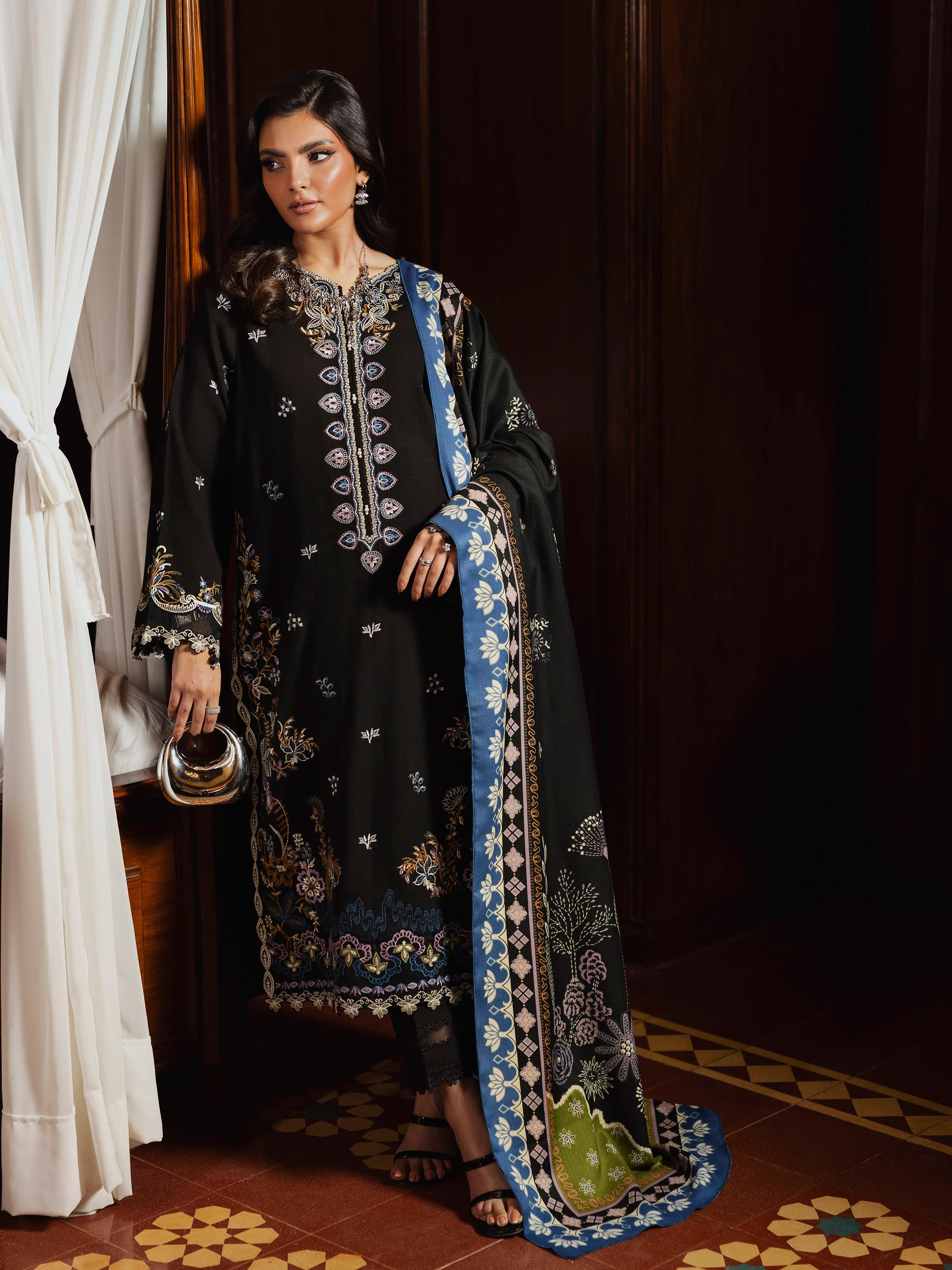 Unstitched Embroidered Khaddar Suit - EWU5V11-32007-3P - Image 2
