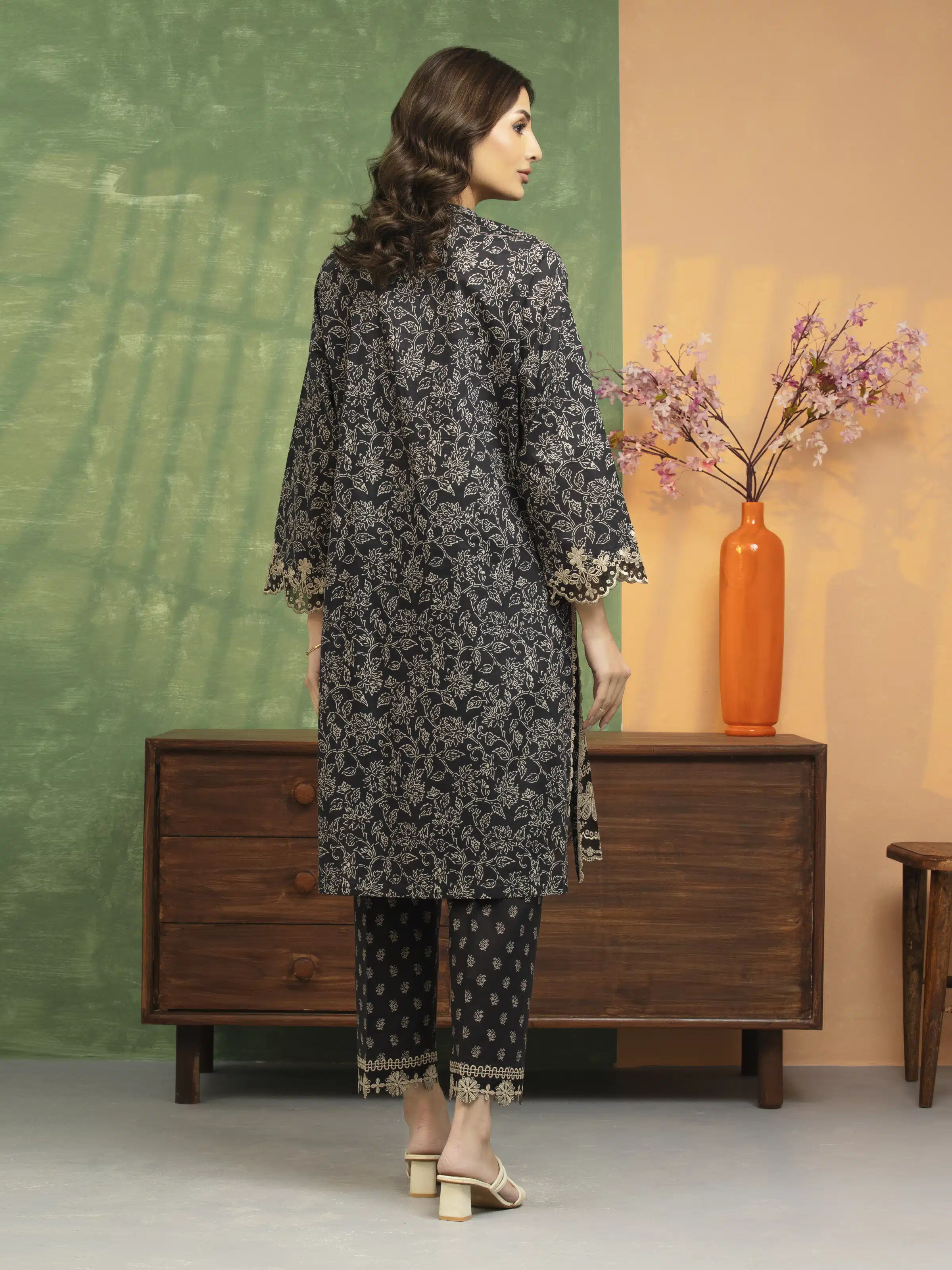 Unstitched Embroidered Lawn Shirt Trouser - EWU5V1-31470ST - Image 6