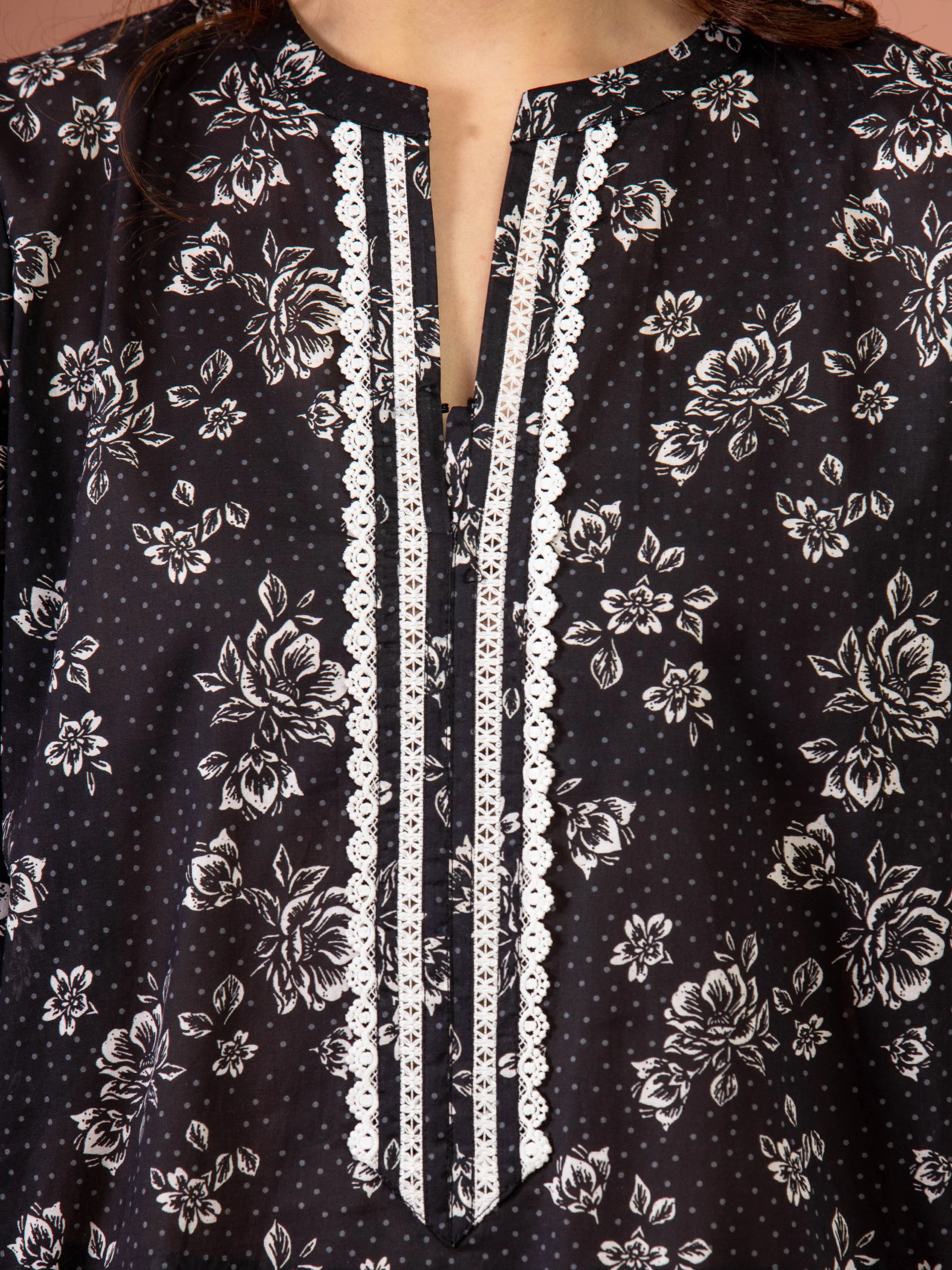 Unstitched Embroidered Lawn Suit - EWU5V1-31475-3P - Image 5
