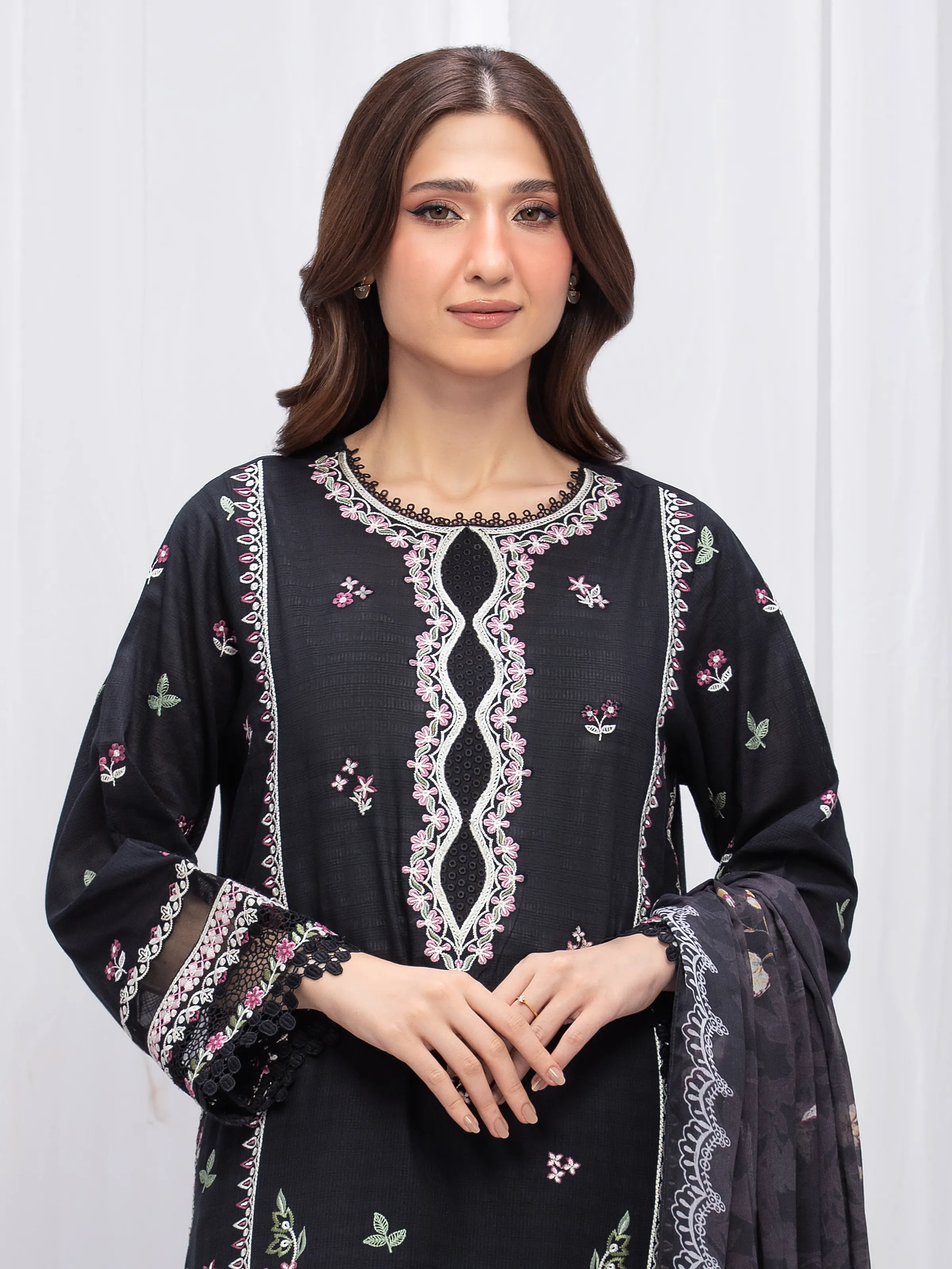 Unstitched Embroidered Lawn Suit - EWU5V1-31701-3P - Image 2