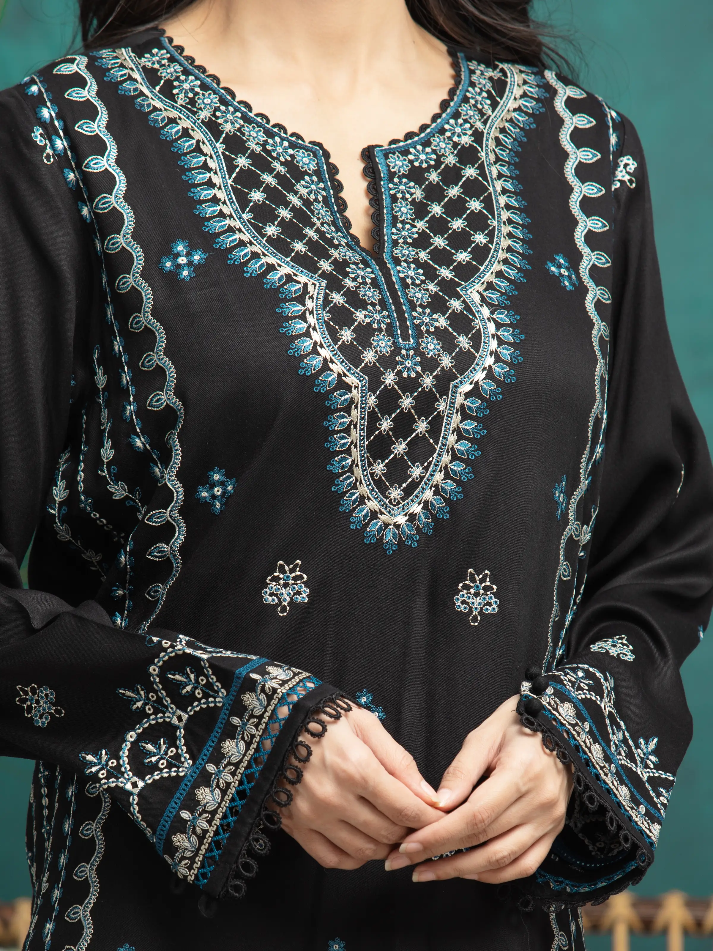 Unstitched Embroidered Marina Twill Shirt Trouser - EWU24V14-30352ST - Image 4