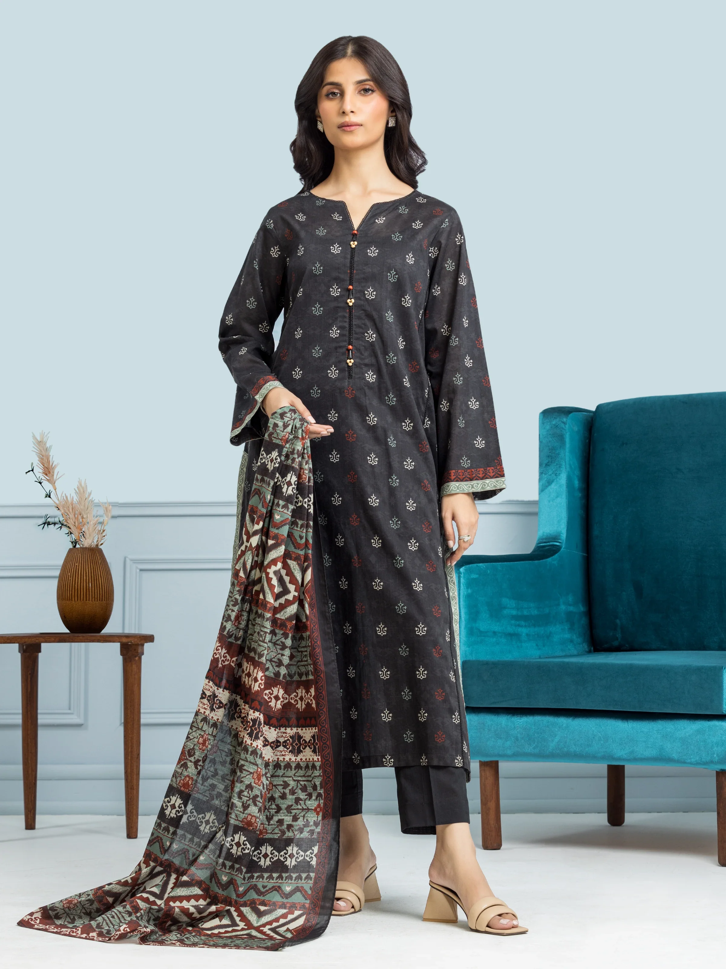 Unstitched Printed Khaddar Suit - EWU24A3-28444-3P