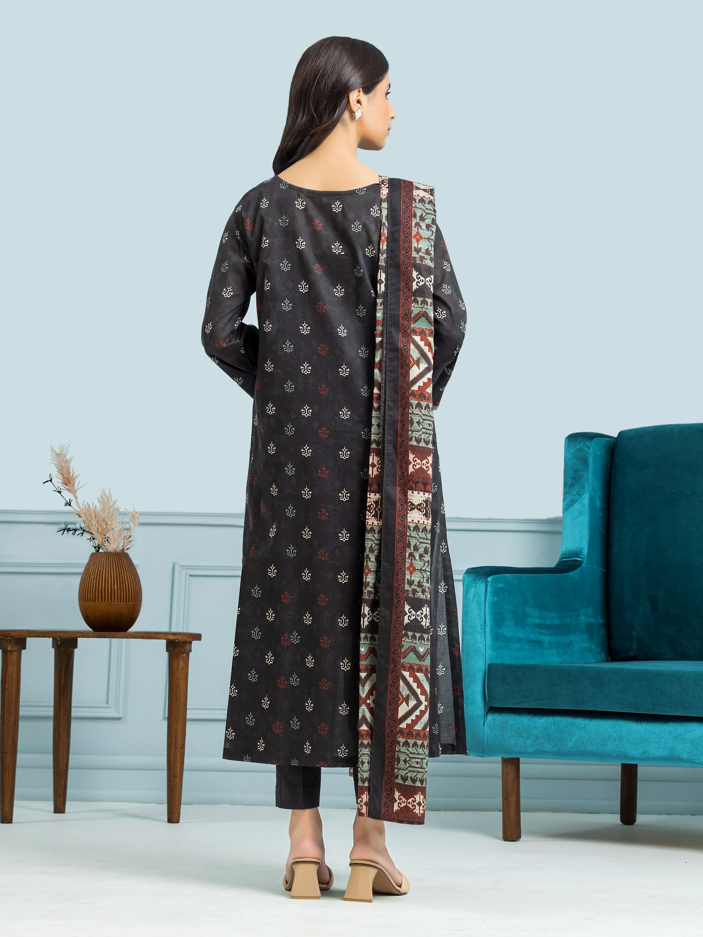 Unstitched Printed Khaddar Suit - EWU24A3-28444-3P - Image 2