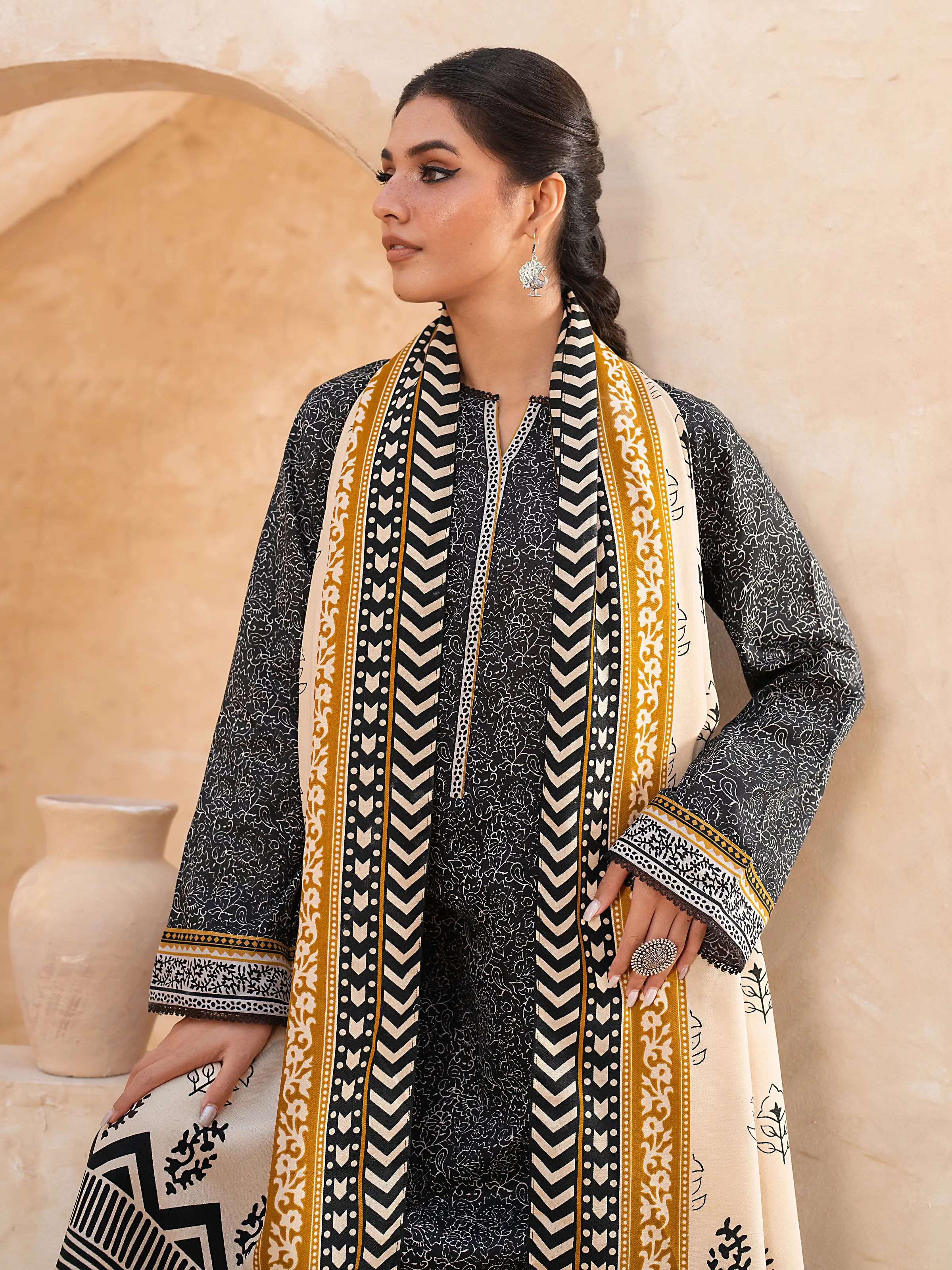 Unstitched Printed Khaddar Suit - EWU24M3-071 - Image 4