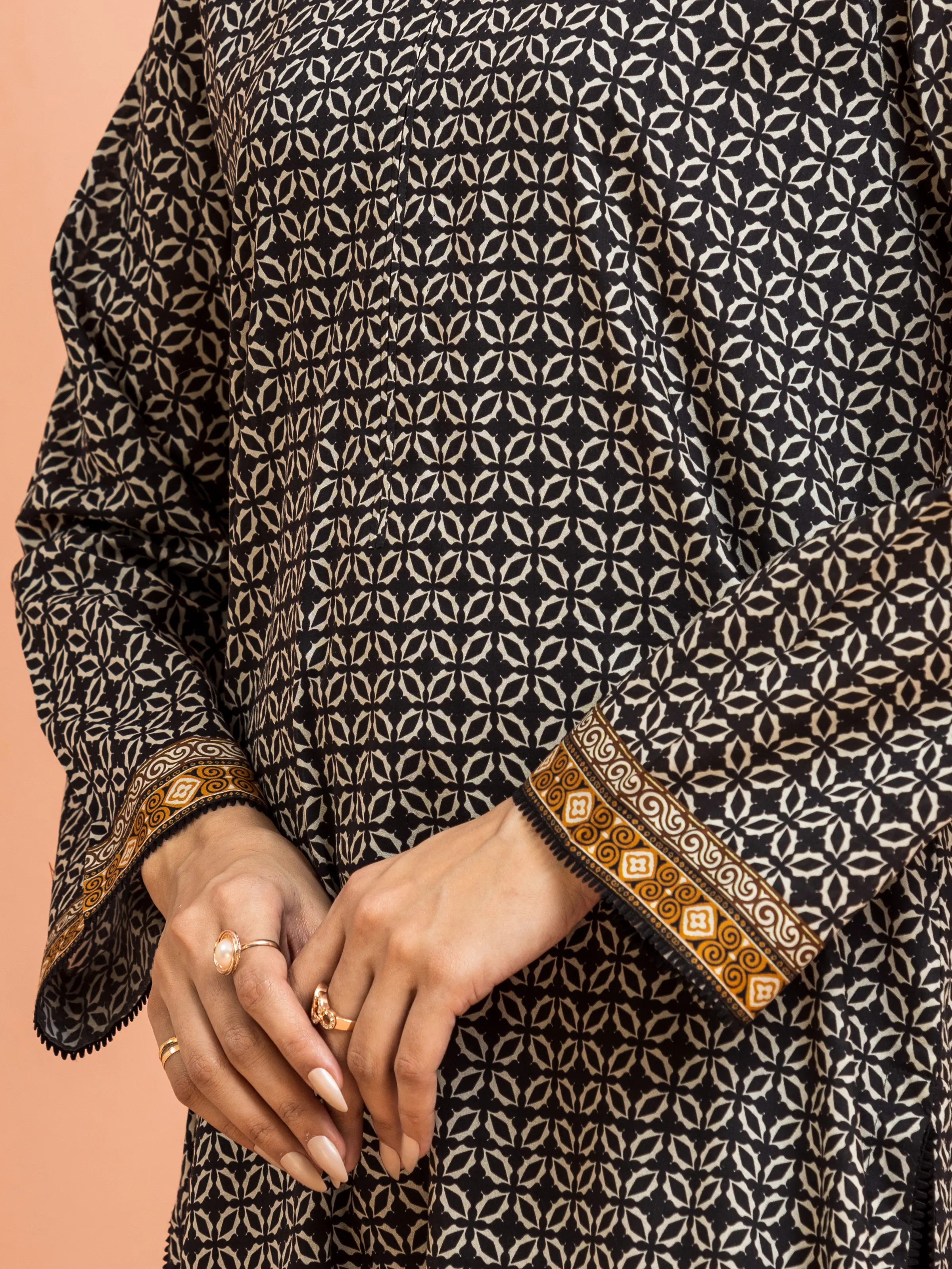 Unstitched Printed Khaddar Suit - EWU24M3-114 - Image 4