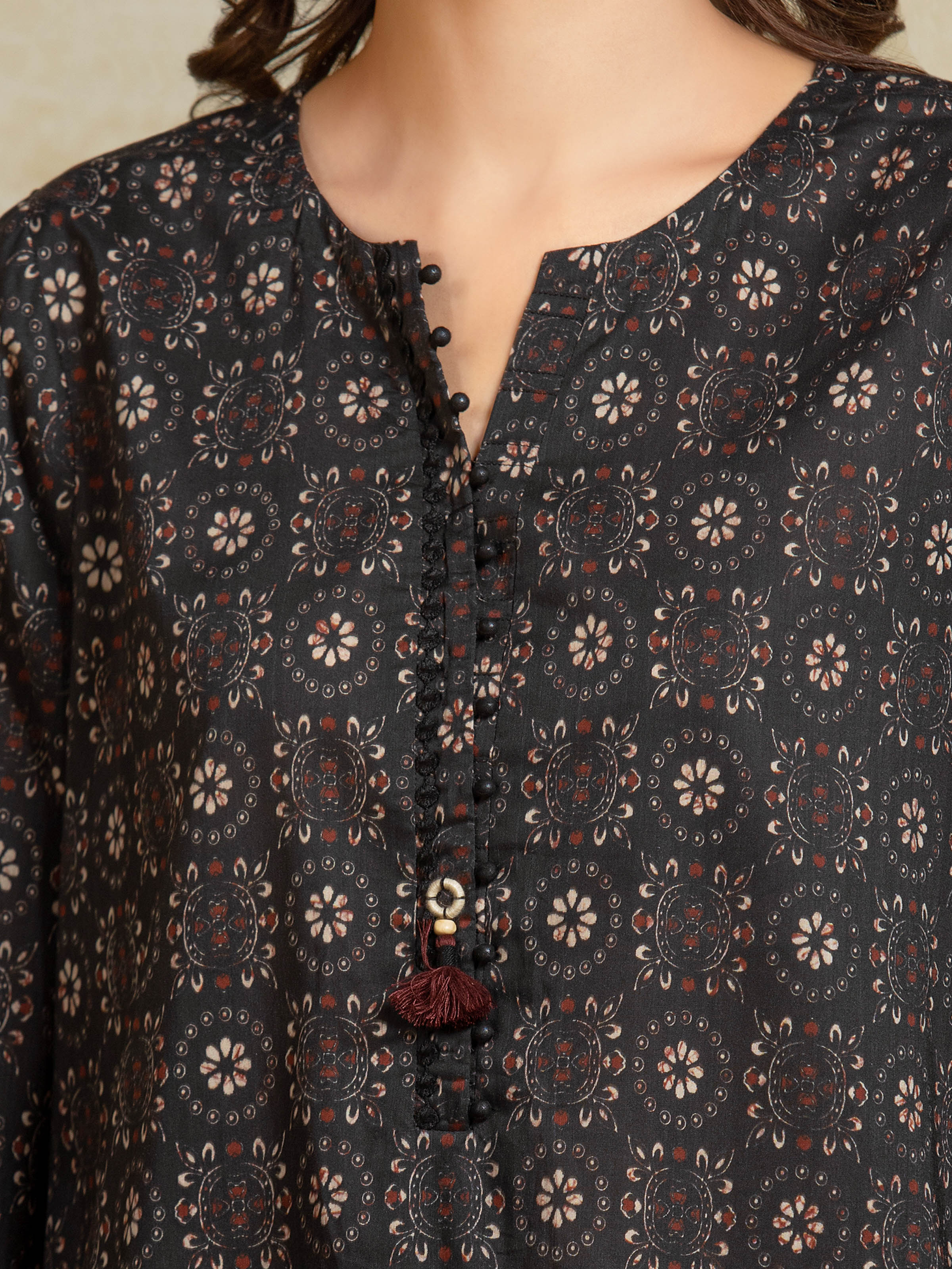 Unstitched Printed Khaddar Suit - EWU5A3-35904-3P - Image 3
