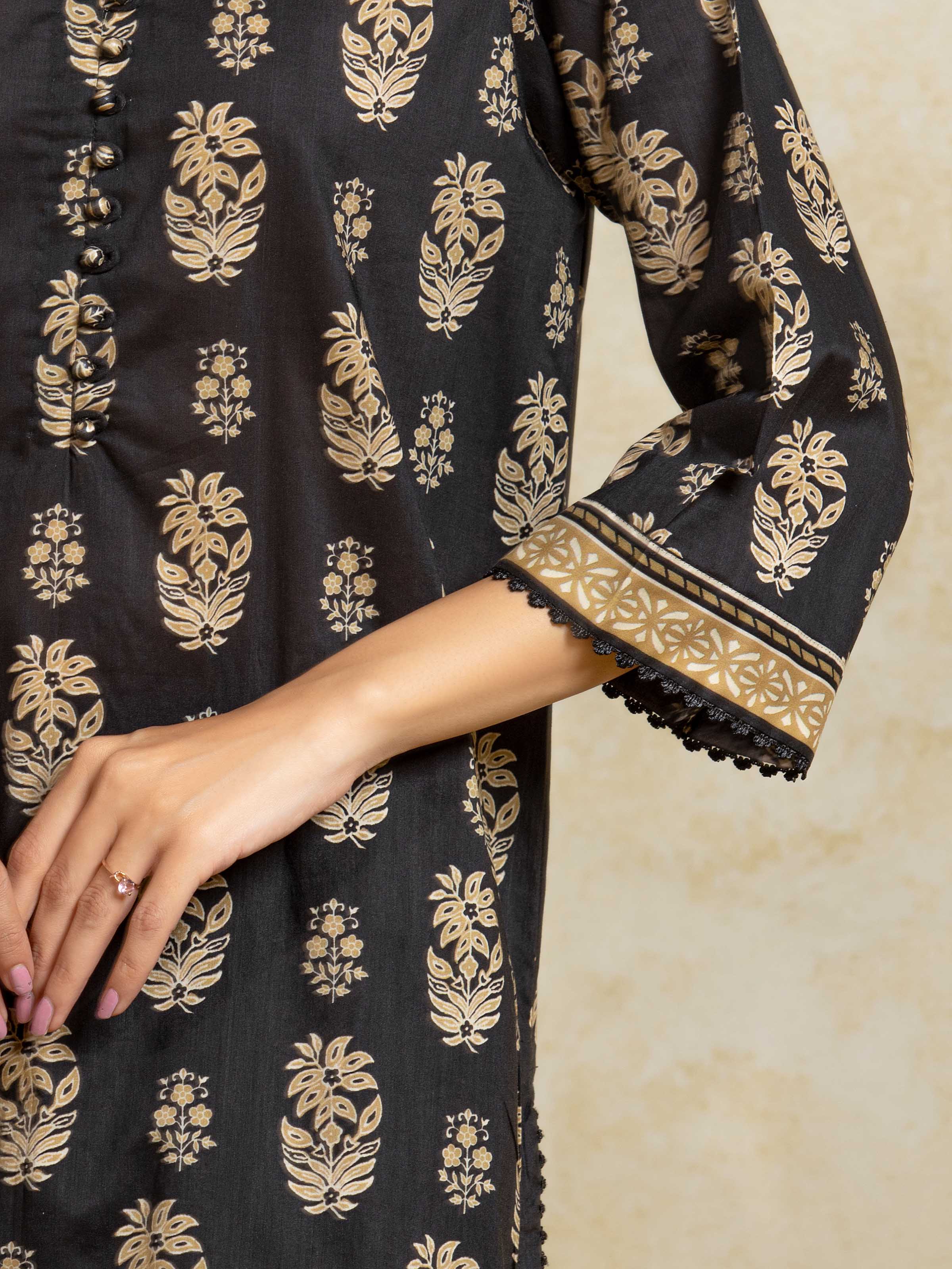 Unstitched Printed Khaddar Suit - EWU5A3-36094-3P - Image 3