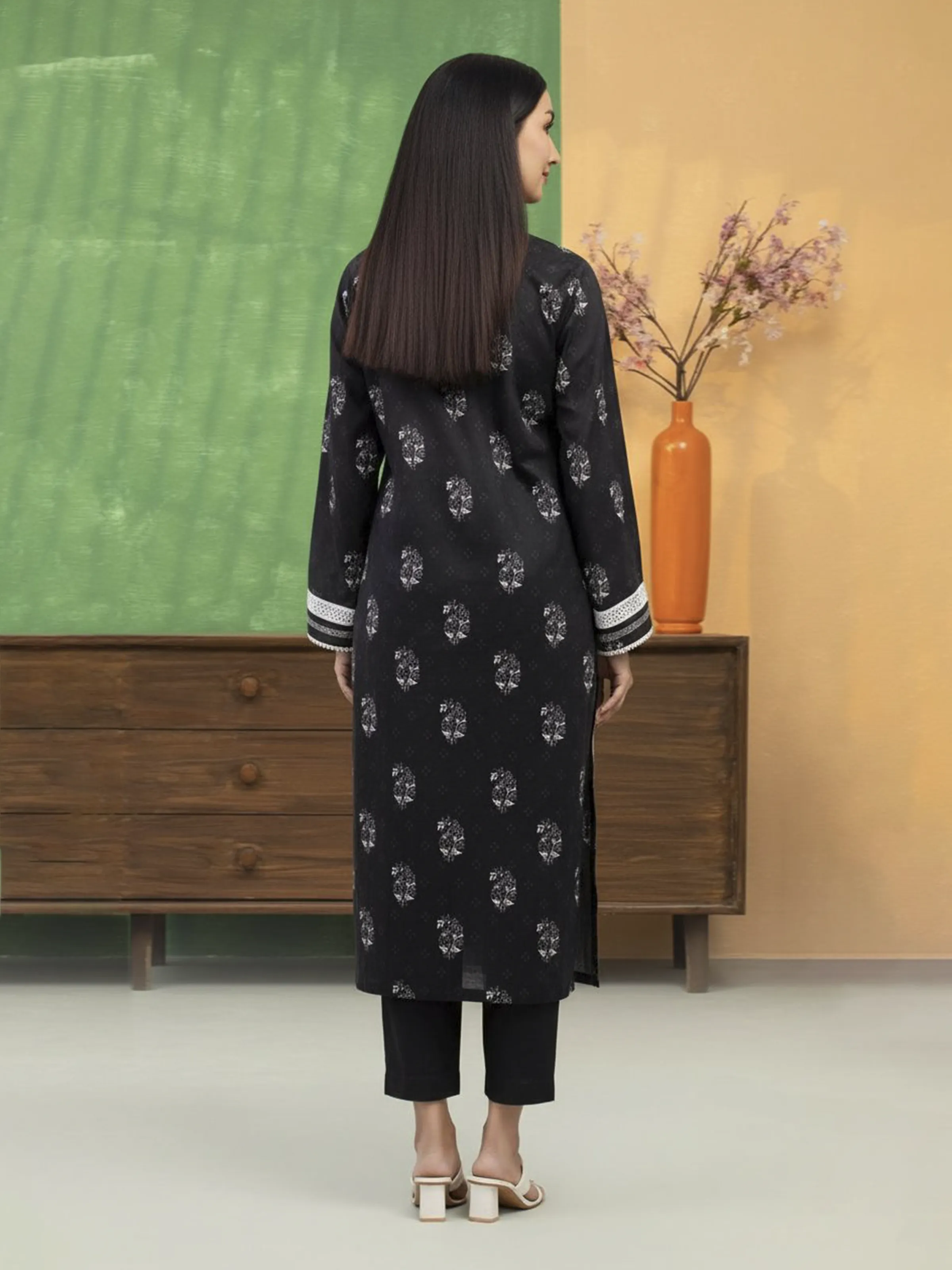 Unstitched Printed Lawn Shirt - EWU5A1-35317S - Image 4