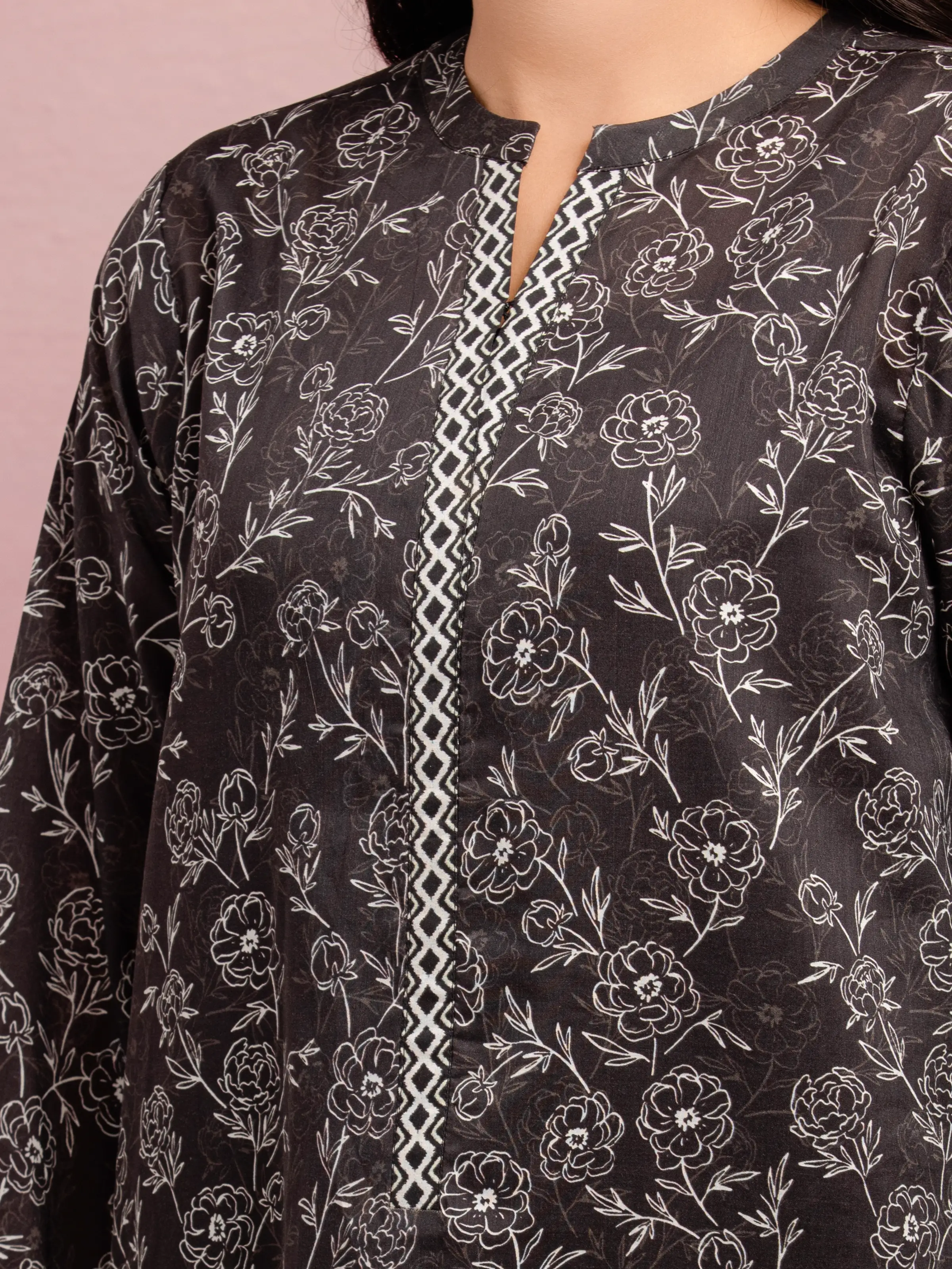 Unstitched Printed Lawn Suit - EWU5A1-35046-3P - Image 3