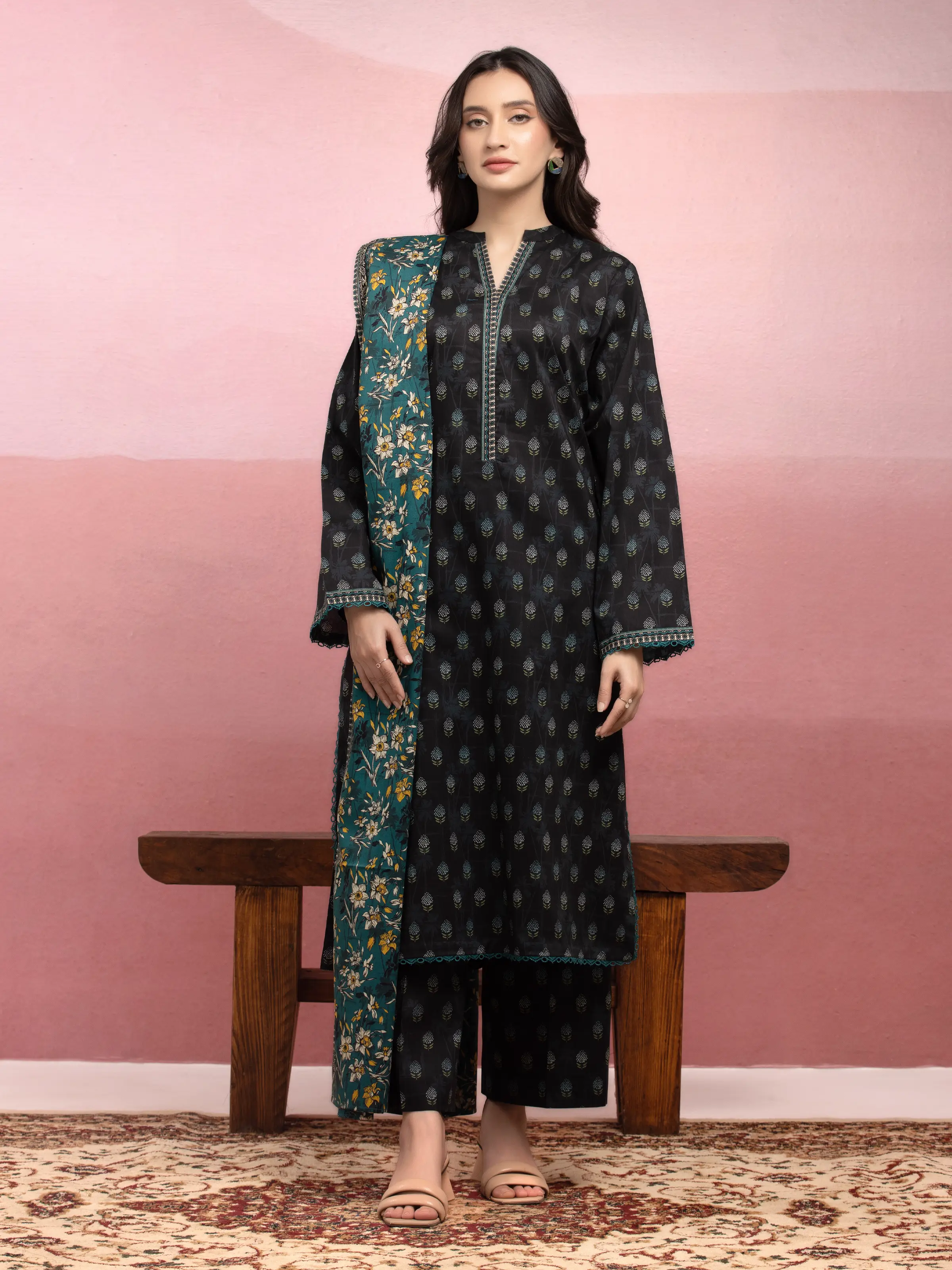 Unstitched Printed Lawn Suit - EWU5A1-35058-3P