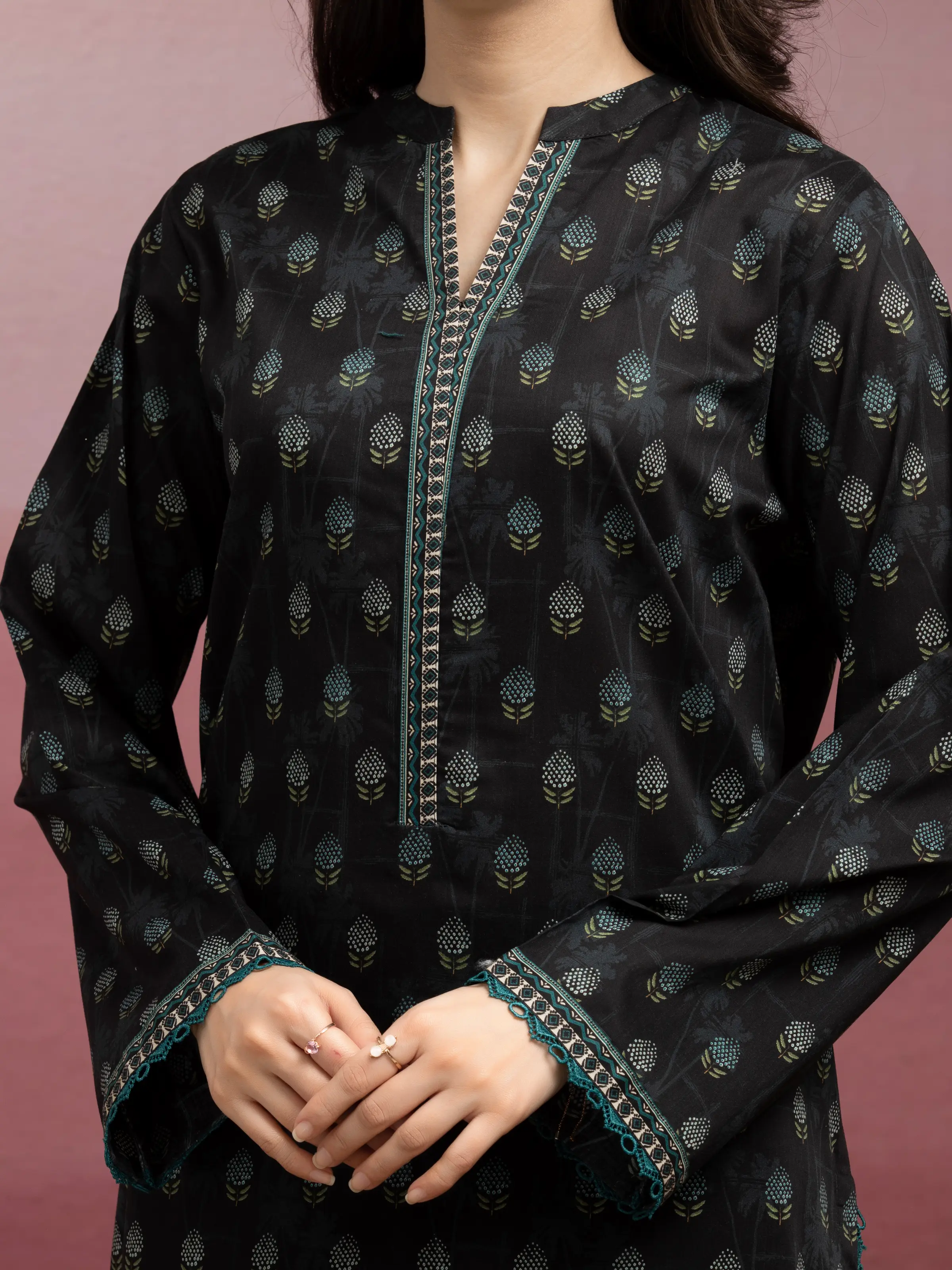 Unstitched Printed Lawn Suit - EWU5A1-35058-3P - Image 4