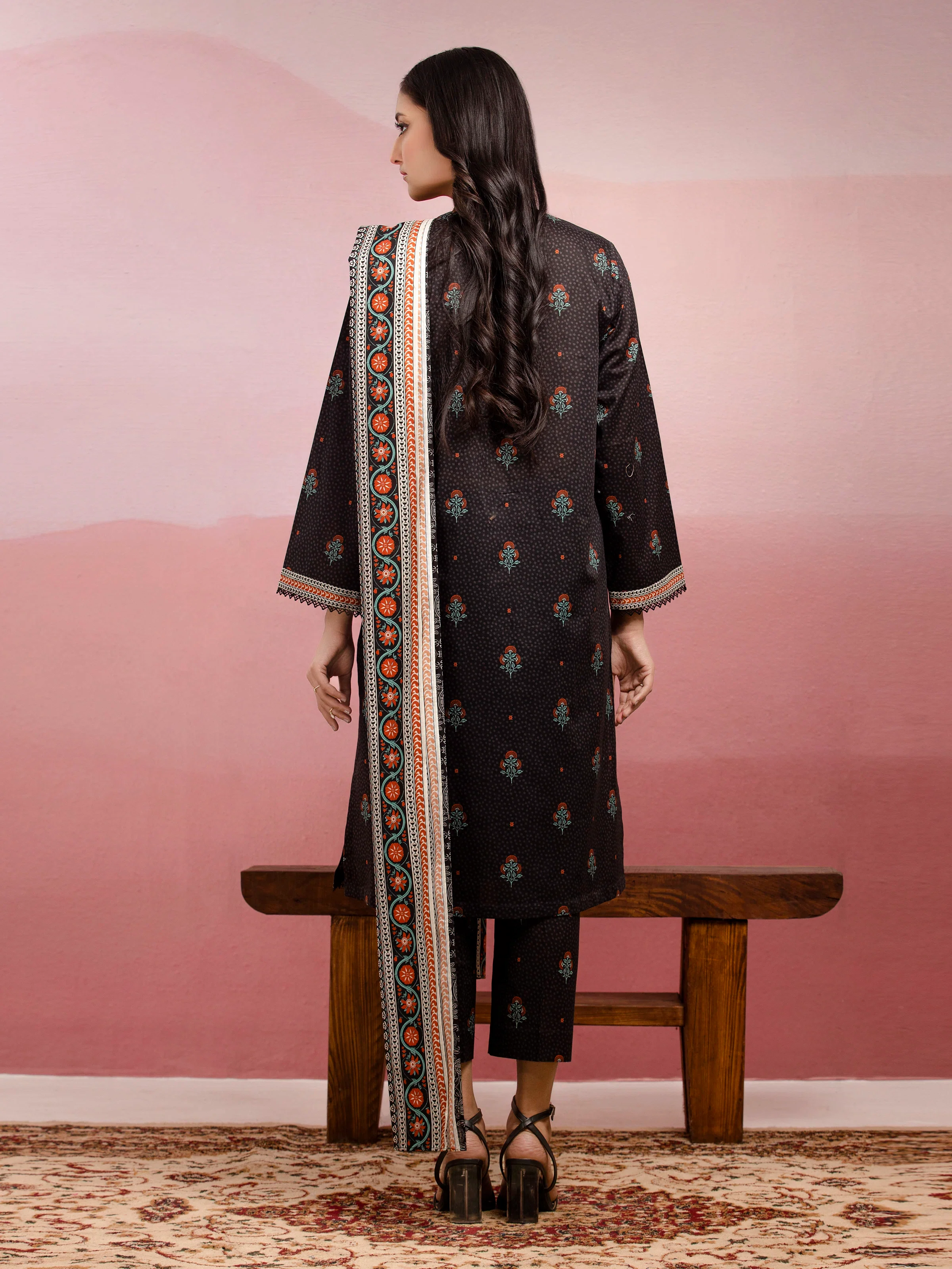 Unstitched Printed Lawn Suit - EWU5A1-35121-3P - Image 2