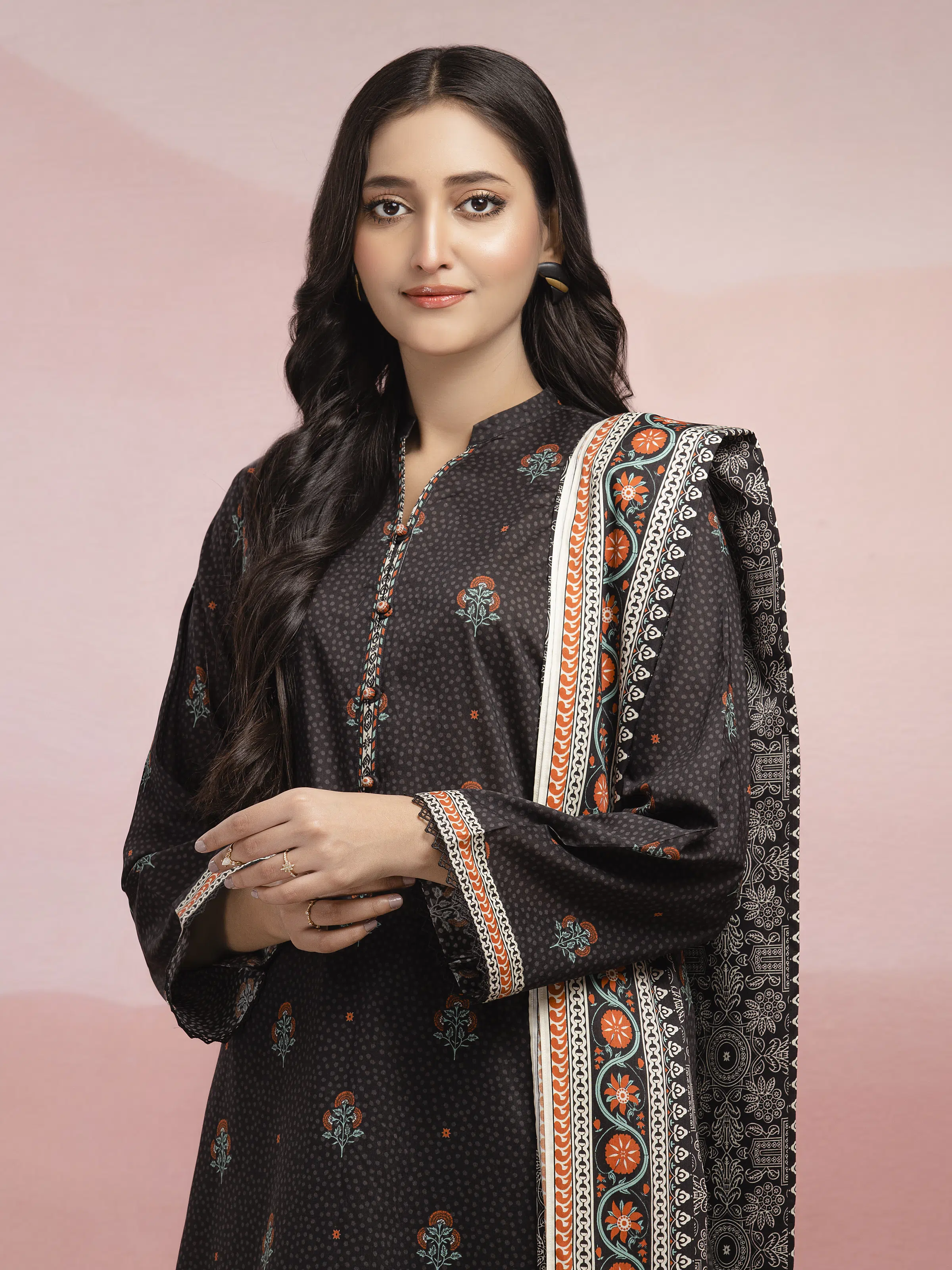 Unstitched Printed Lawn Suit - EWU5A1-35121-3P - Image 4