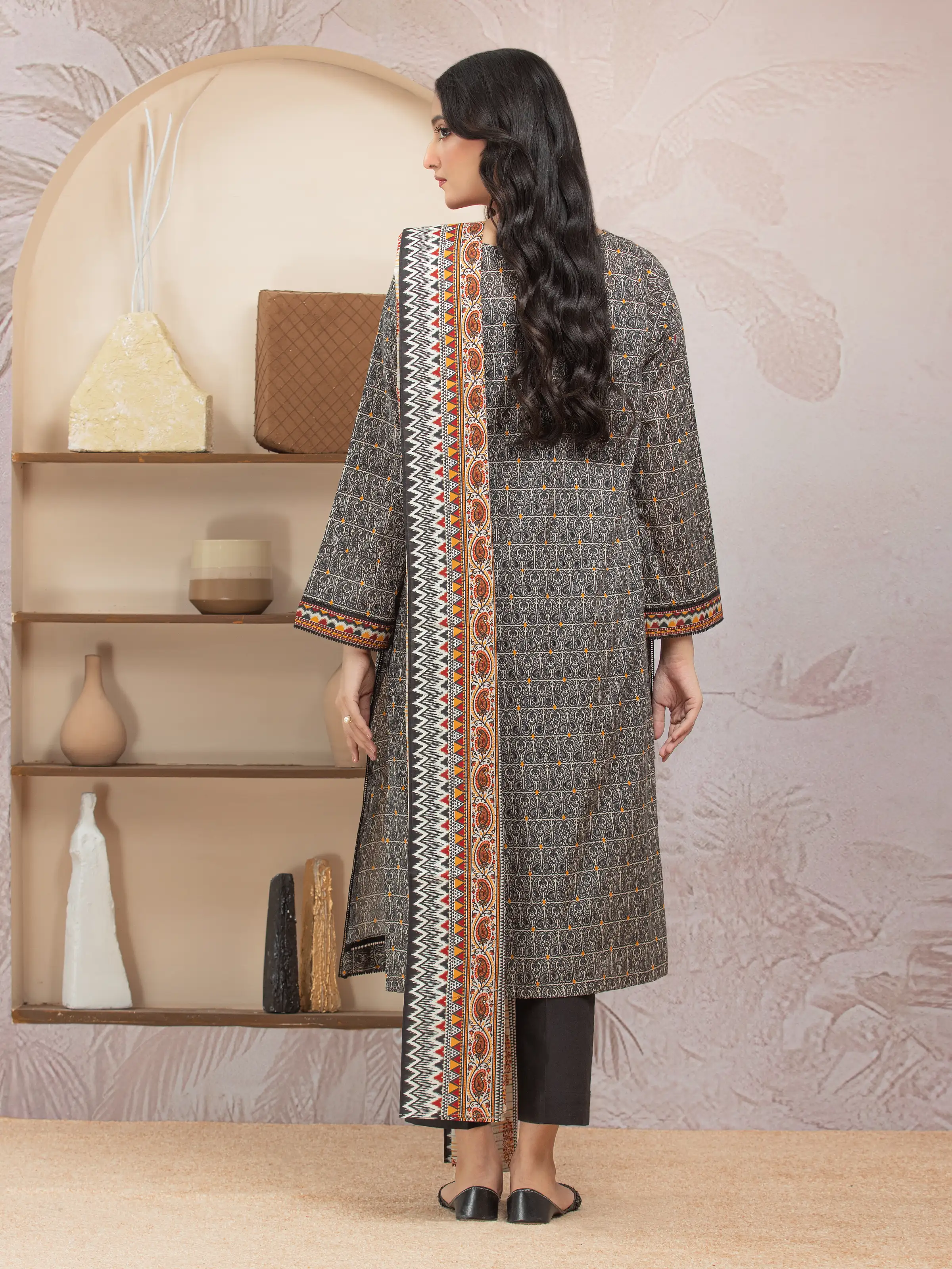 Unstitched Printed Lawn Suit - EWU5A1-35225-3P - Image 2