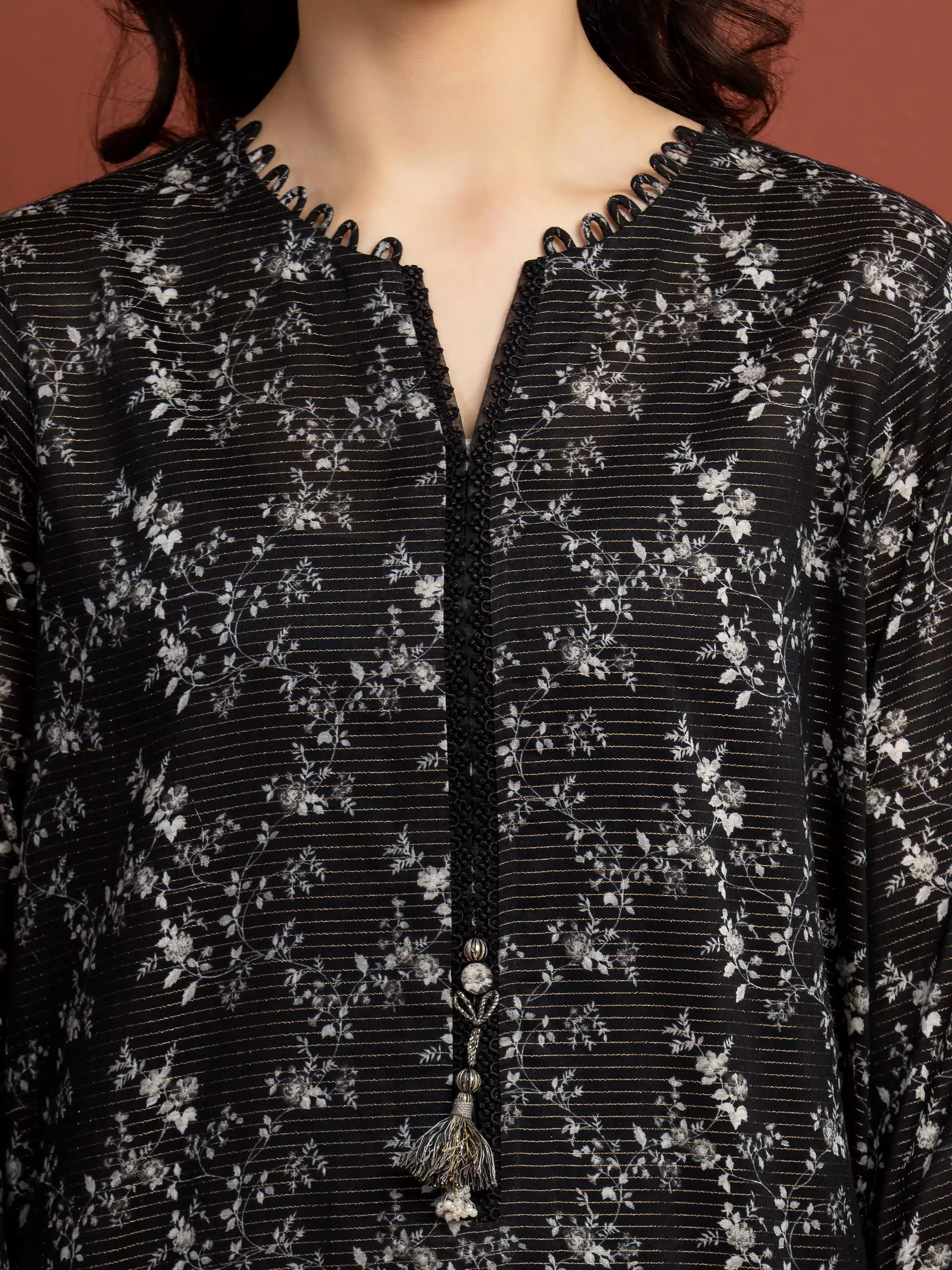Unstitched Printed Zari Lawn Suit - EWU5M6-014-3P - Image 3