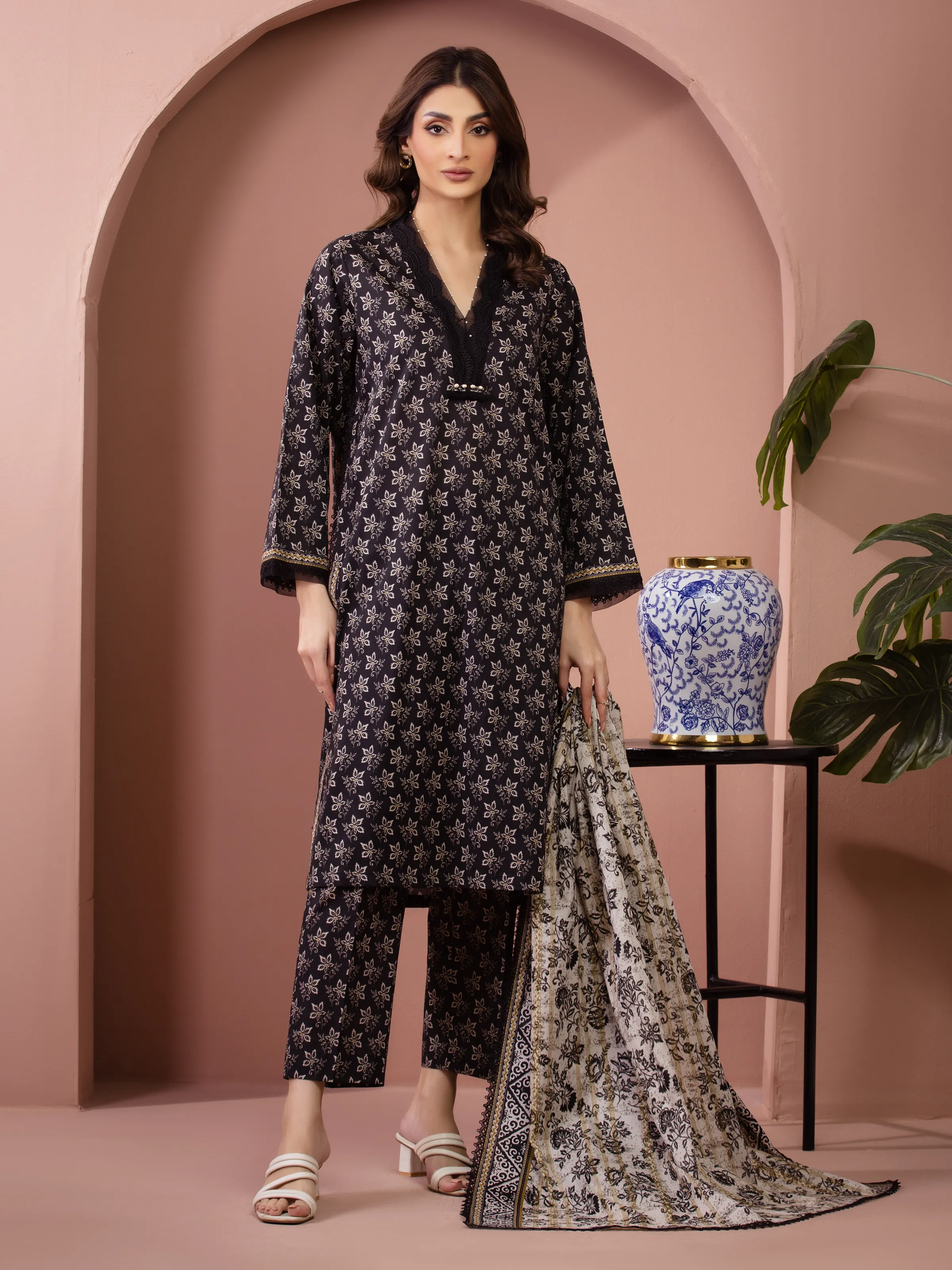 Unstitched Black Printed Lawn Suit - EWU6A1-36511-3P