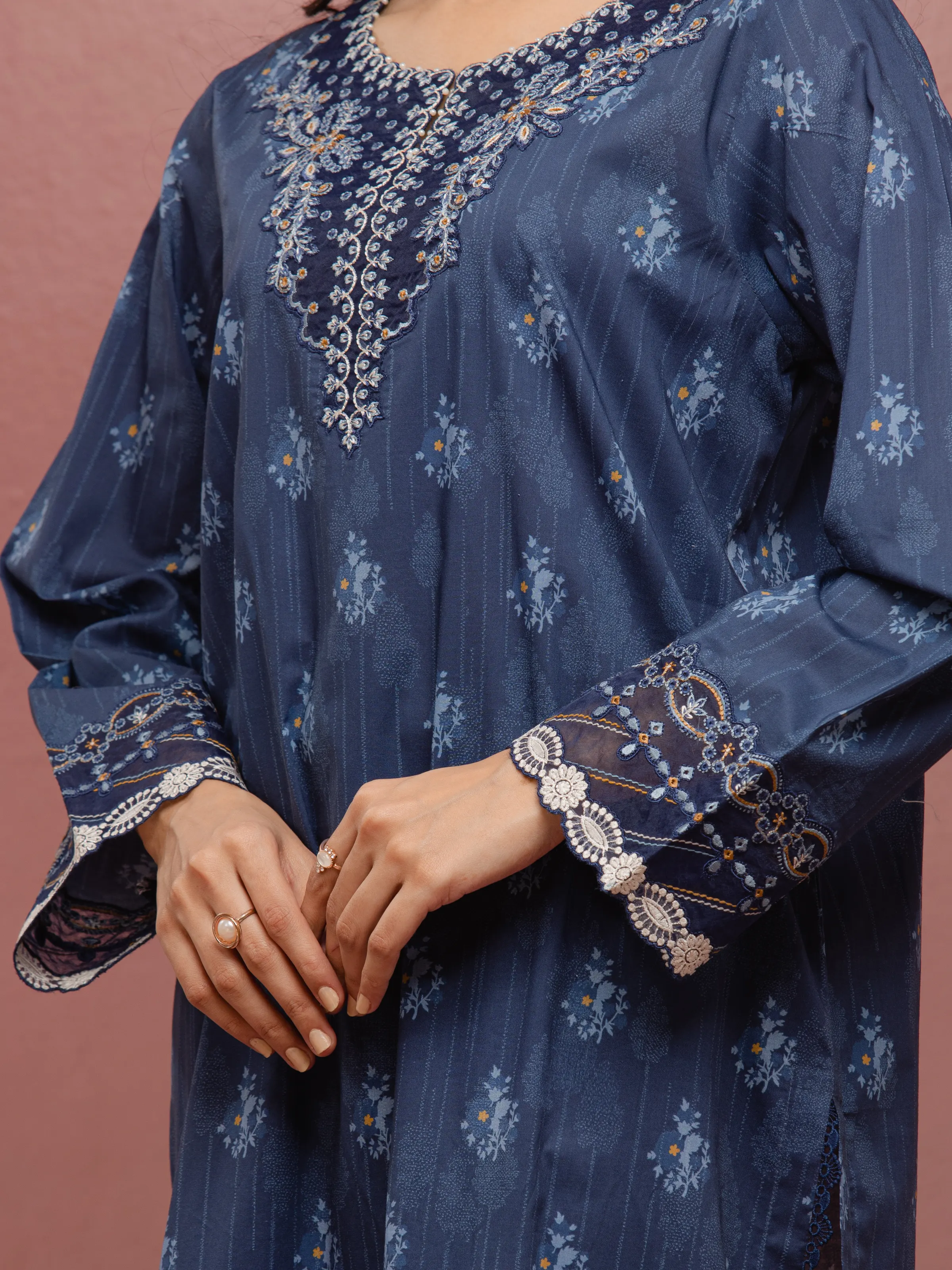 Unstitched Embroidered Cambric Suit - EWU5V2-31057-3P - Image 3
