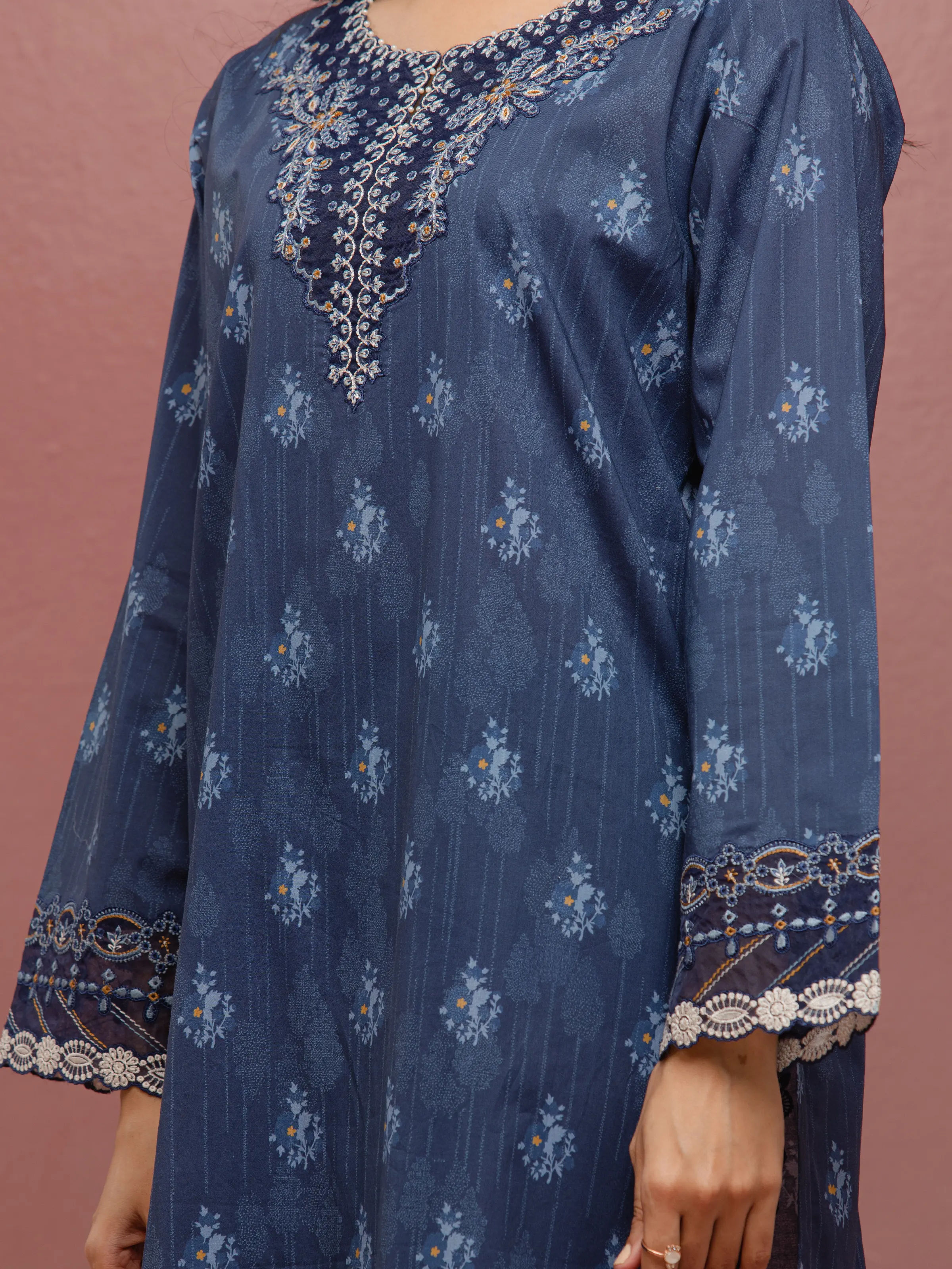Unstitched Embroidered Cambric Suit - EWU5V2-31057-3P - Image 4