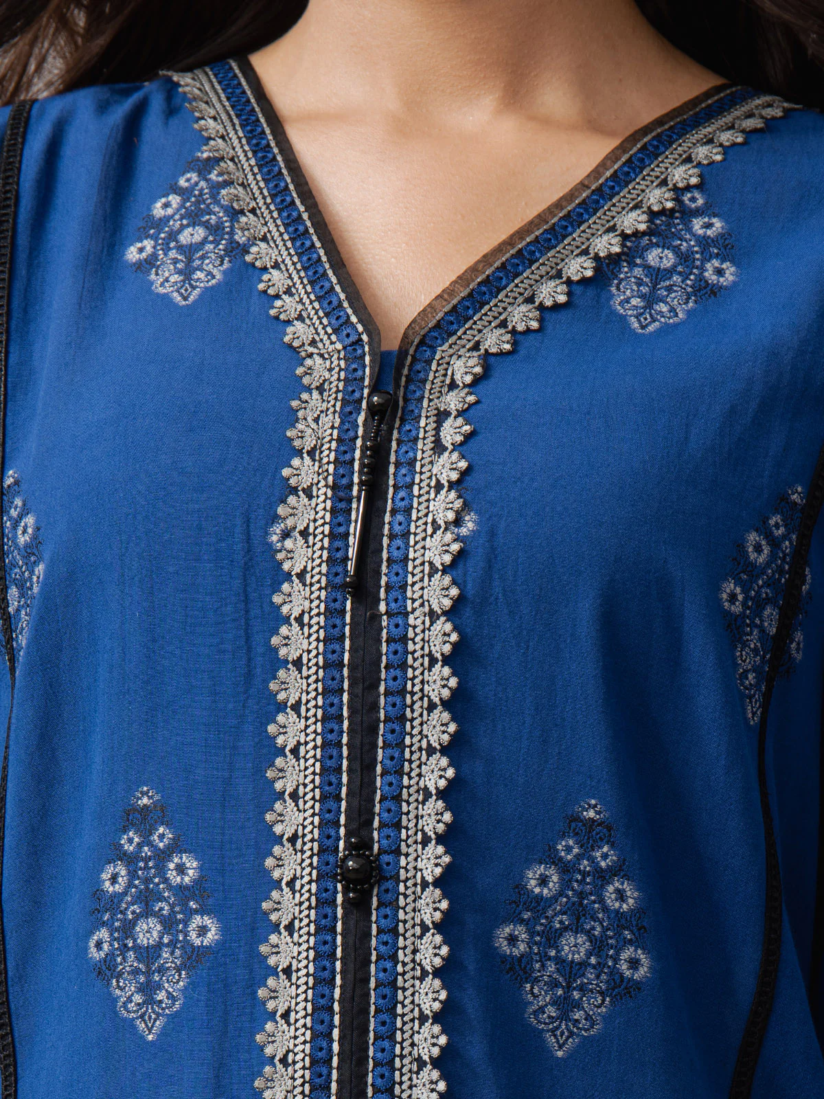 Unstitched Embroidered Jacquard Suit - EWU24V3-26622-3P - Image 2