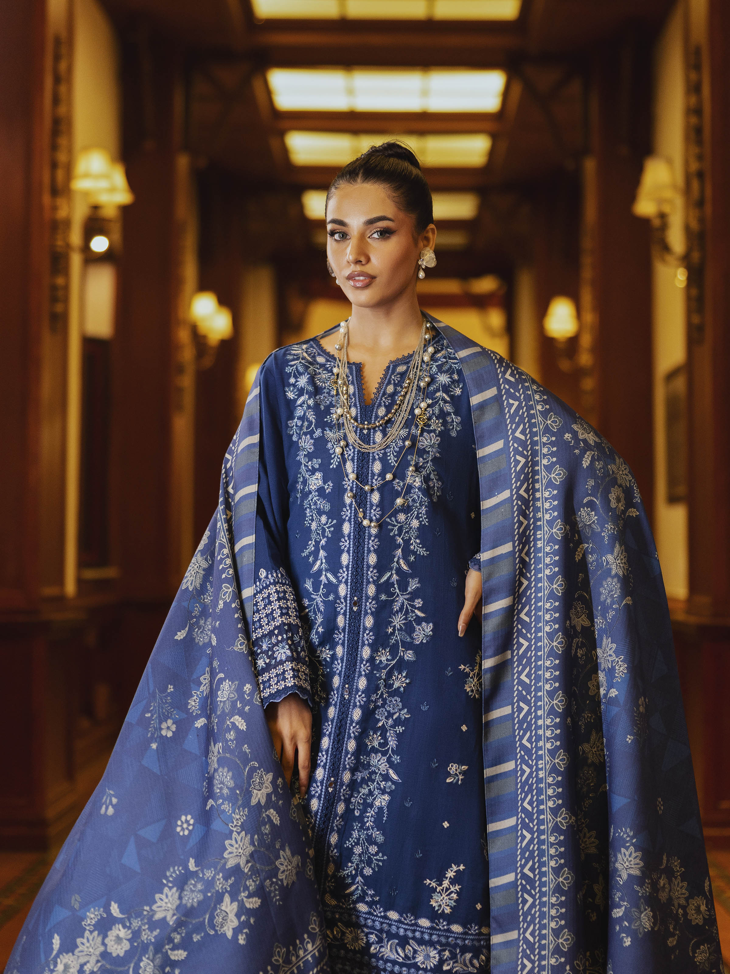 Unstitched Embroidered Khaddar Suit - EWU5V11-32012-3P - Image 3