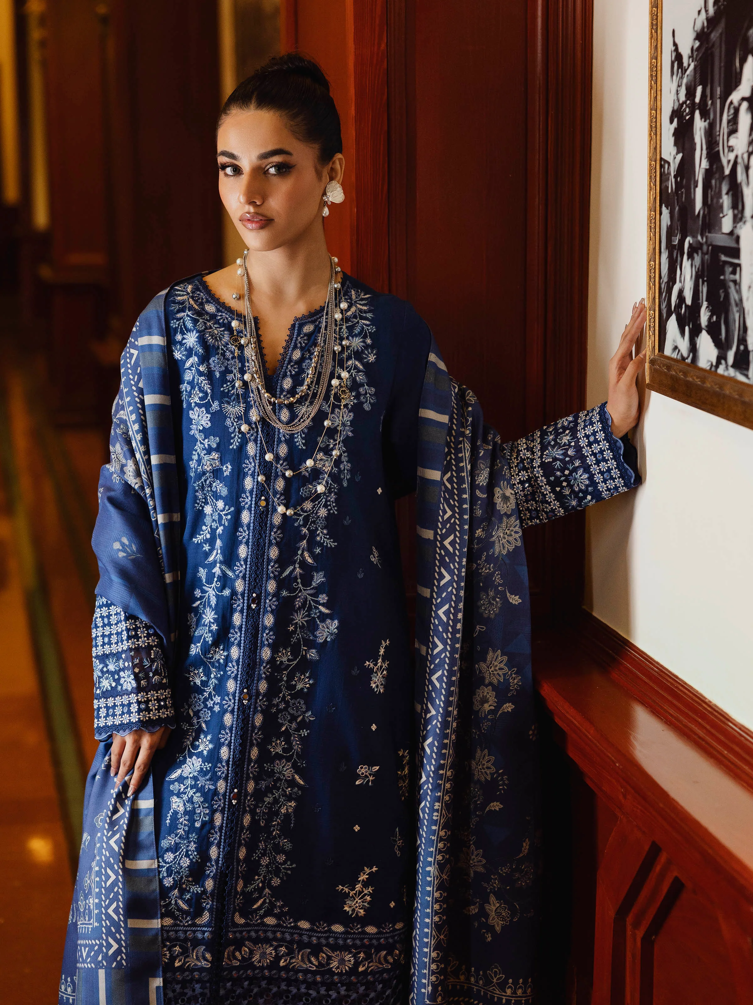 Unstitched Embroidered Khaddar Suit - EWU5V11-32012-3P - Image 5