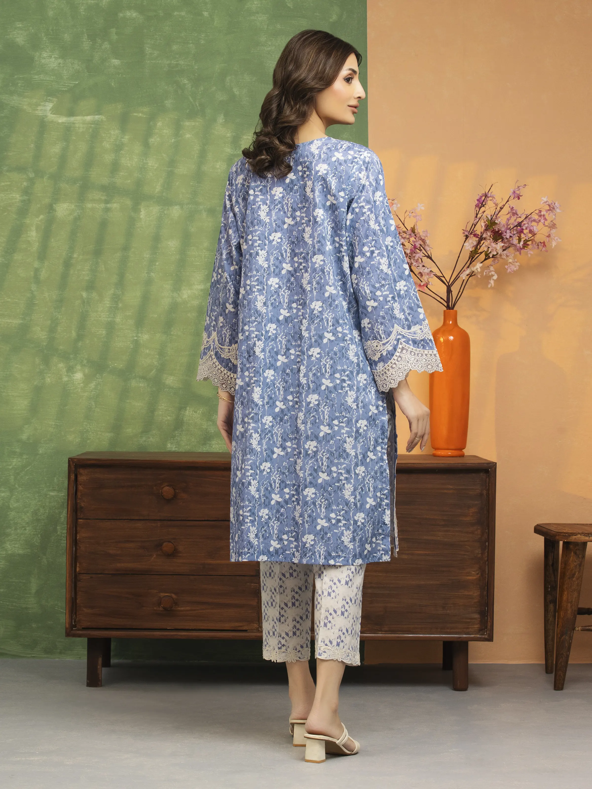 Unstitched Embroidered Lawn Shirt Trouser - EWU5V1-31469ST - Image 2