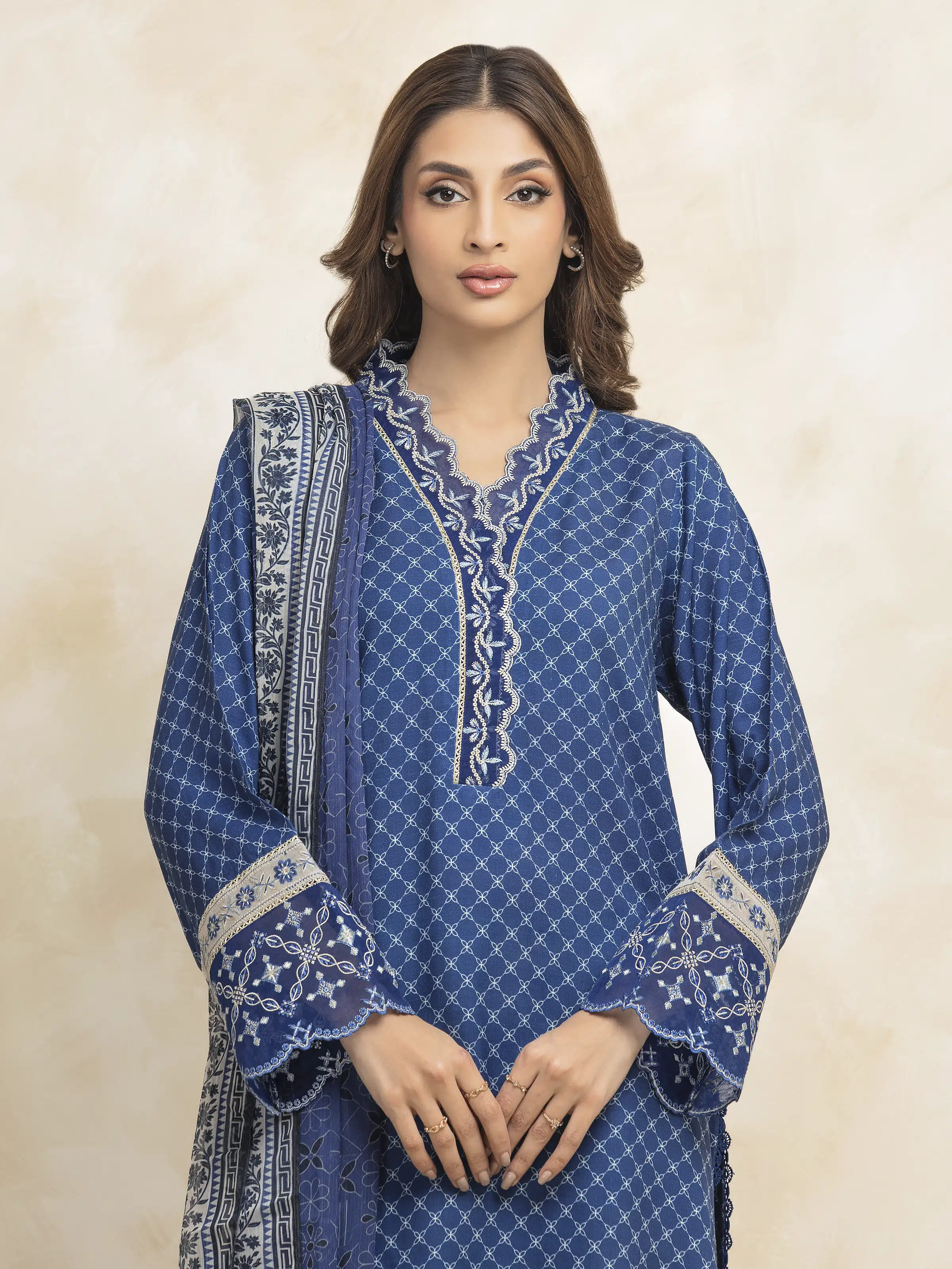 Unstitched Embroidered Raw Silk Suit - EWU5V16-30378-3P - Image 2