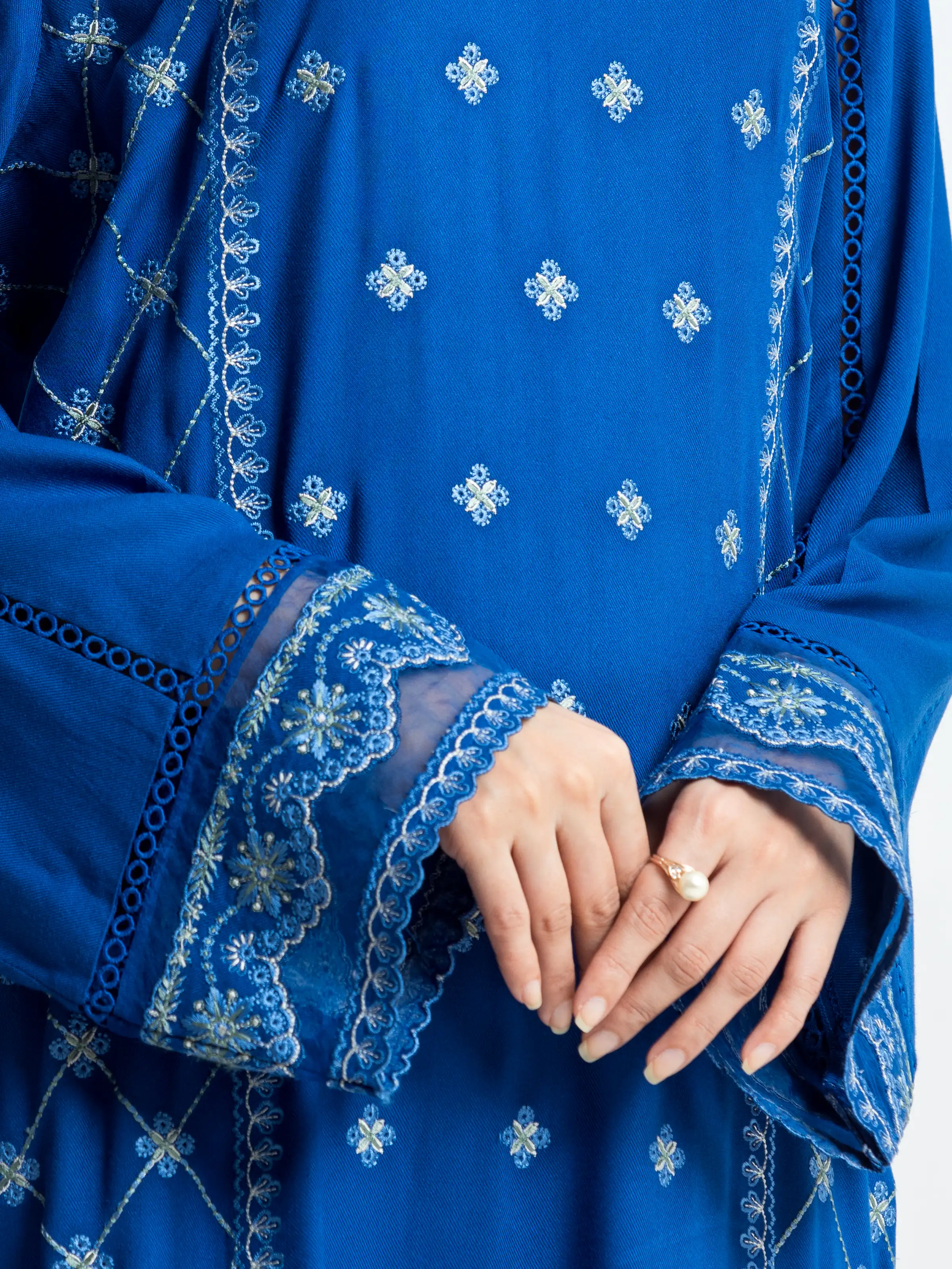 Unstitched Embroidered Viscose Suit - EWU24V13-30229-3P - Image 3