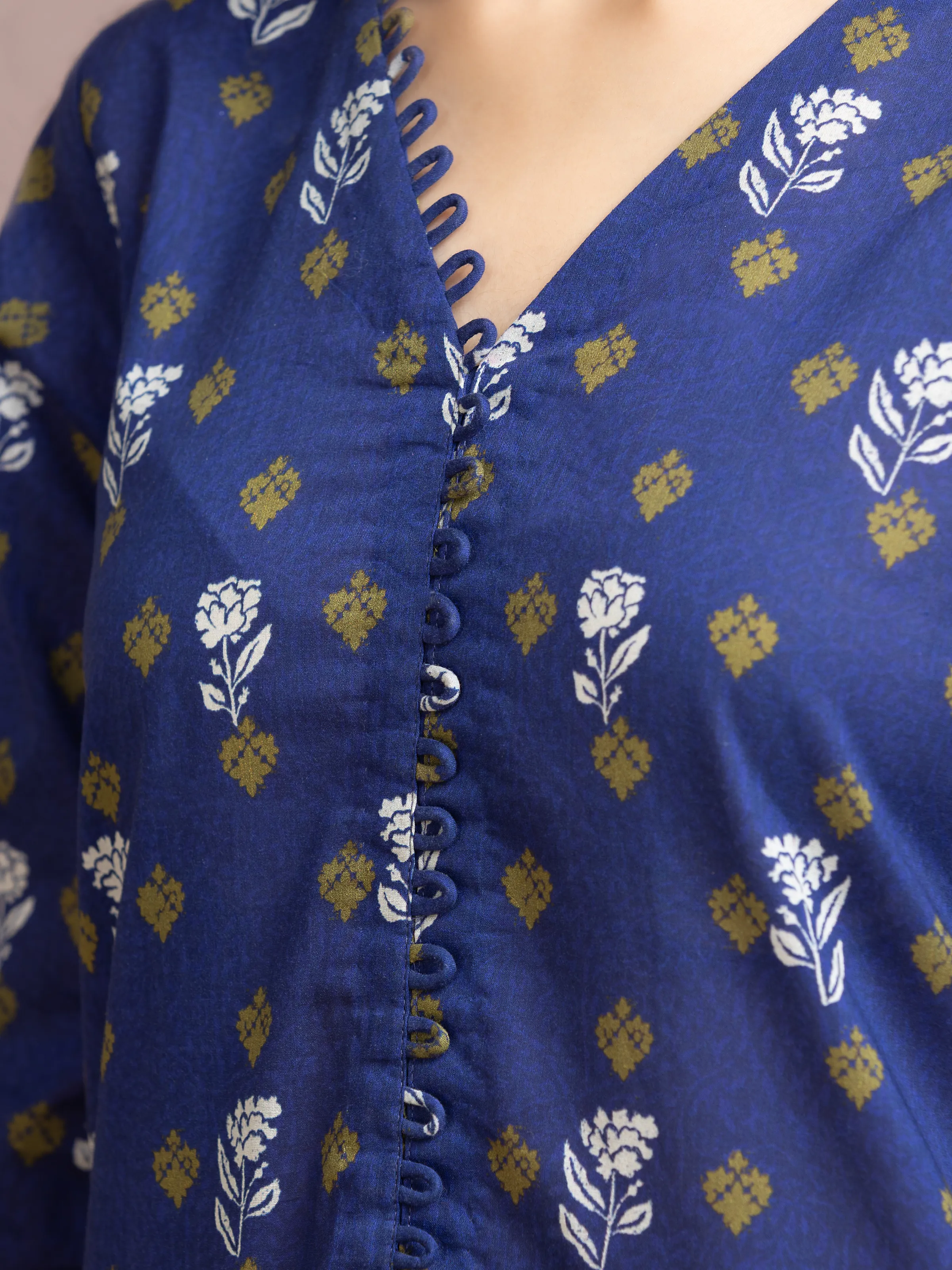 Unstitched Printed Cambric Shirt - EWU24A2-27120S - Image 2