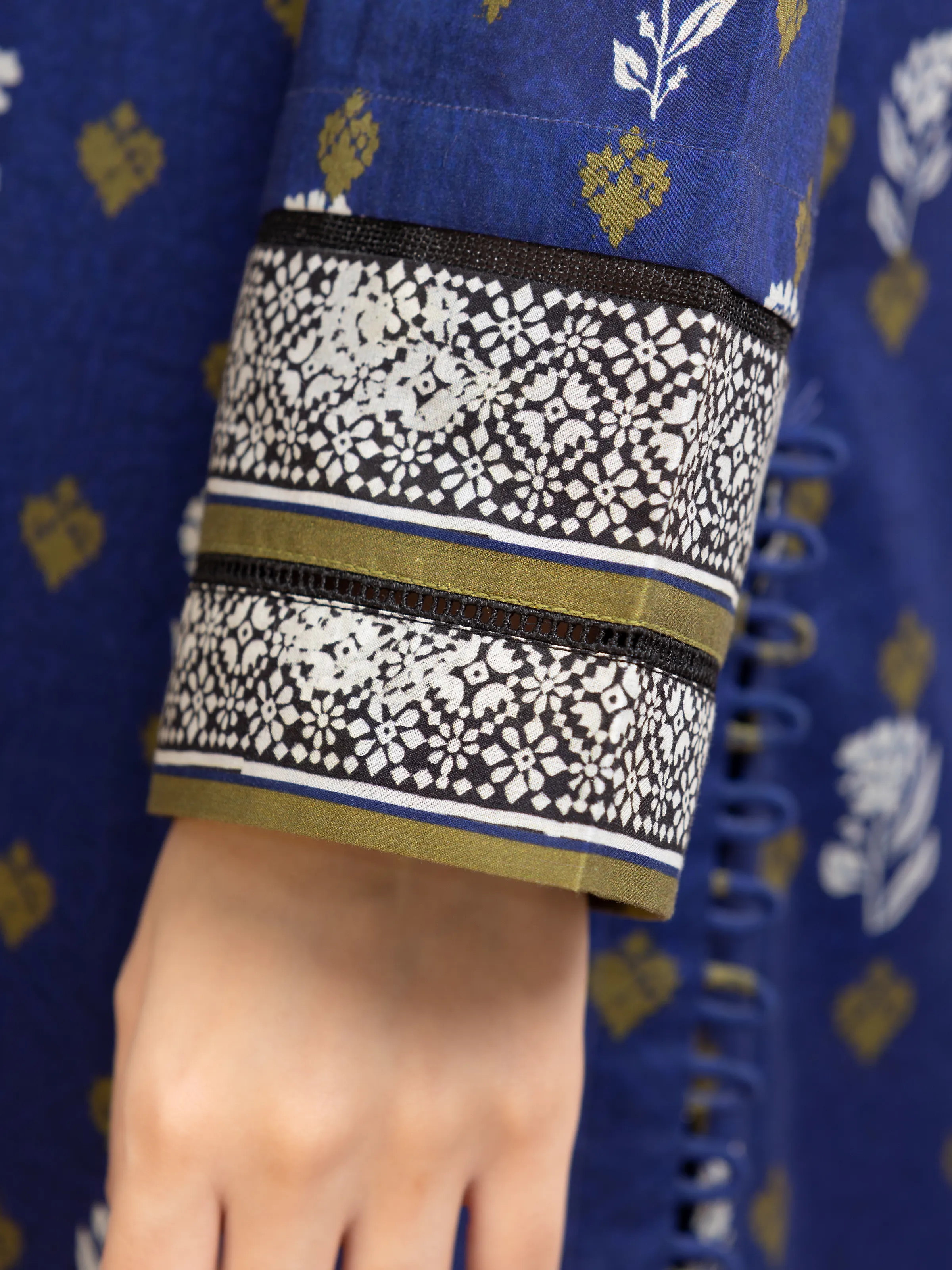 Unstitched Printed Cambric Shirt - EWU24A2-27120S - Image 3